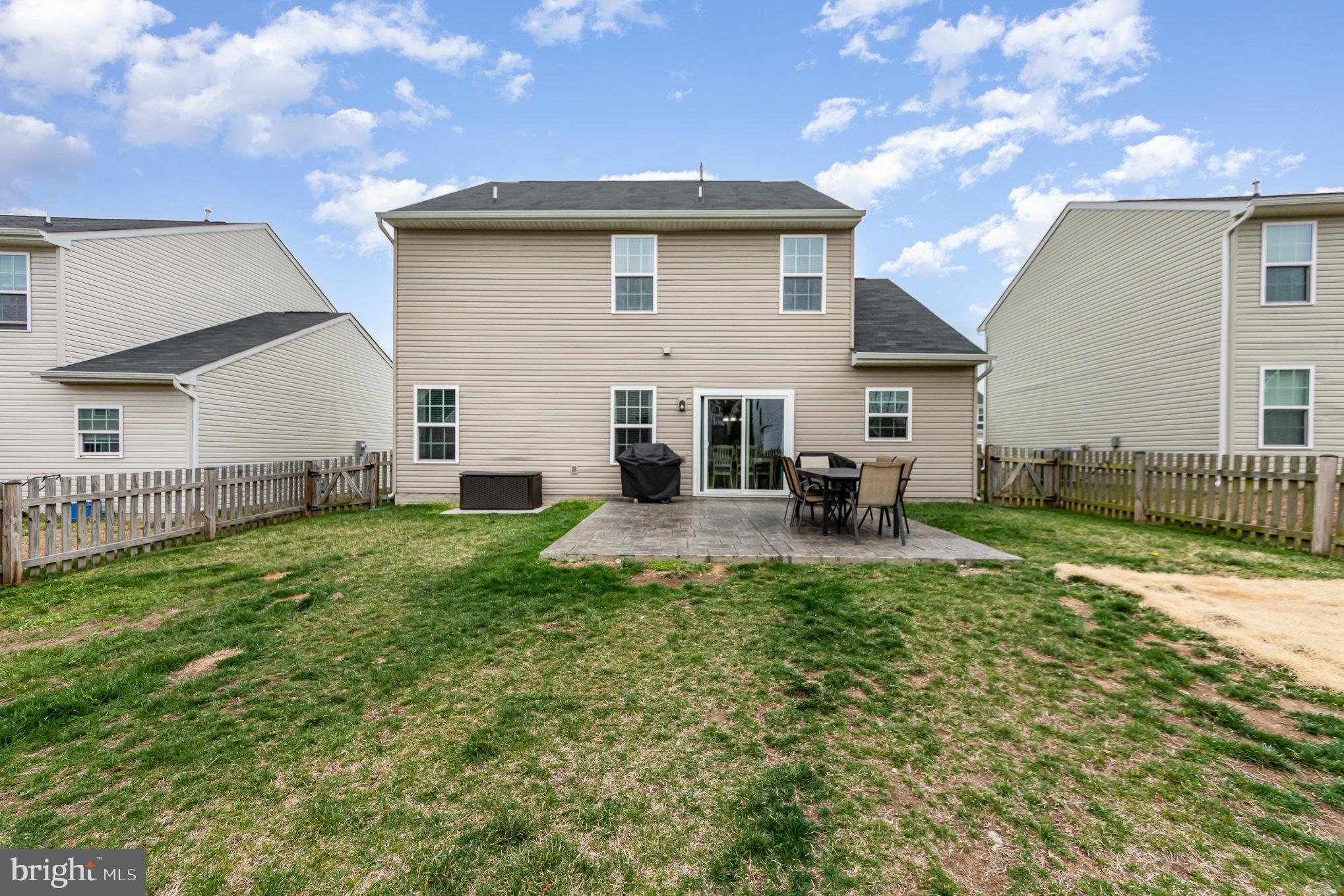 LEE'S PARKE - Residential