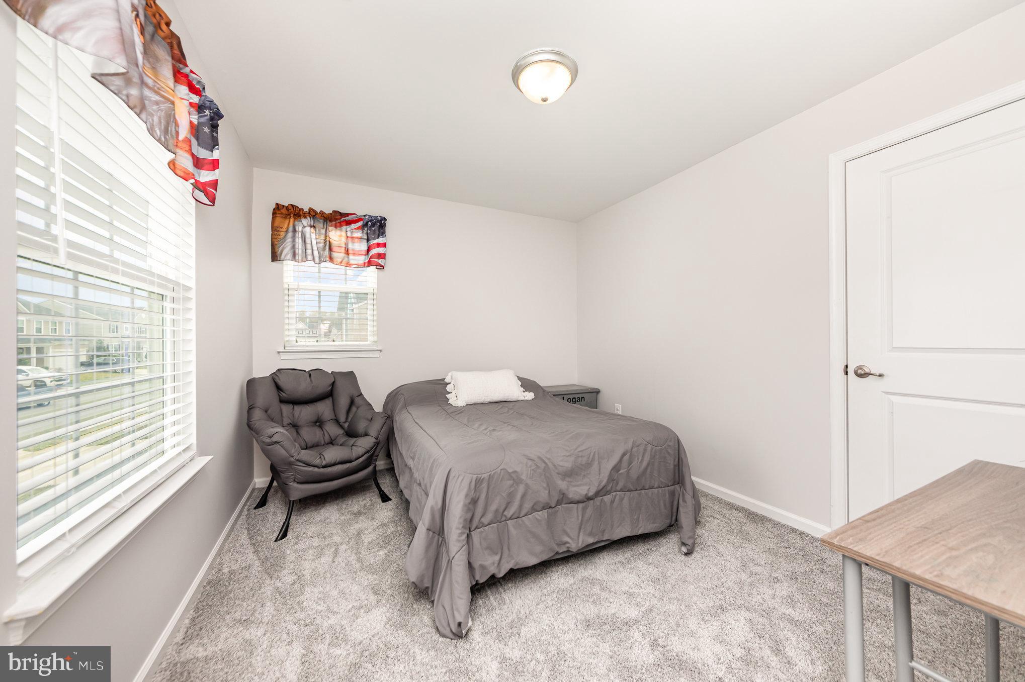 LEE'S PARKE - Residential