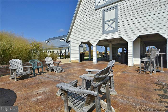 GIBSONS GRANT - Residential