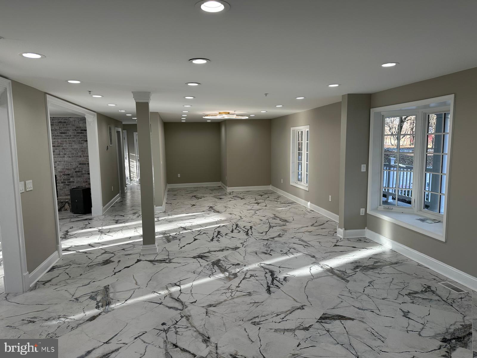 UPPER MARLBORO - Residential