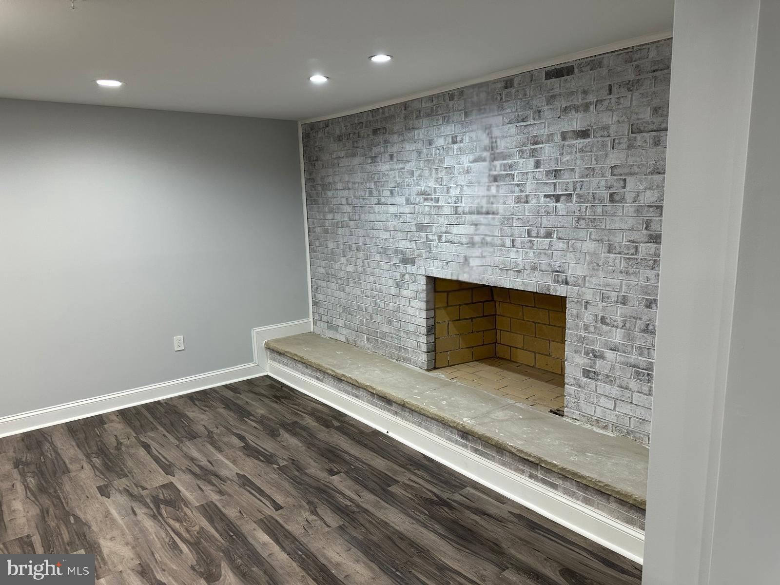 UPPER MARLBORO - Residential