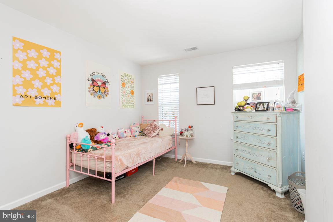 MOUNTAIN BROOK ESTATES - Residential