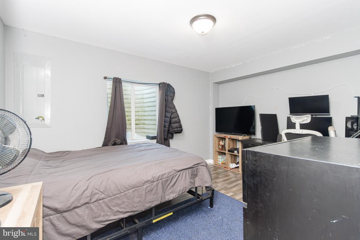 MOUNTAIN BROOK ESTATES - Residential