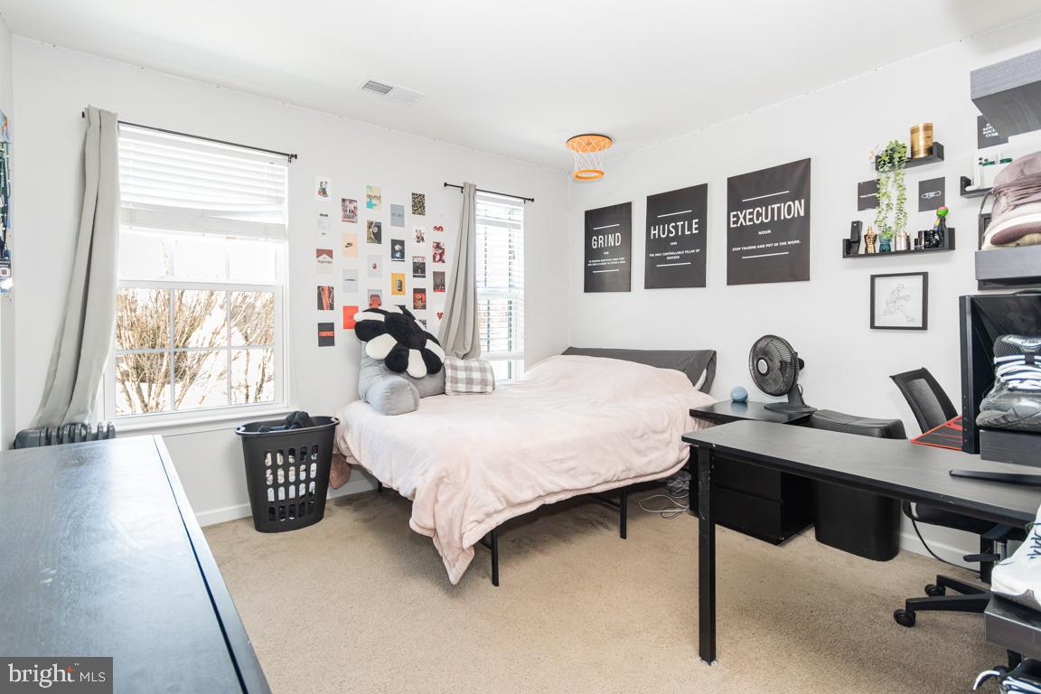 MOUNTAIN BROOK ESTATES - Residential