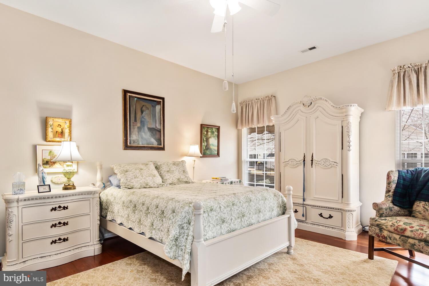 SYMPHONY VILLAGE AT CENTREVILLE - Residential