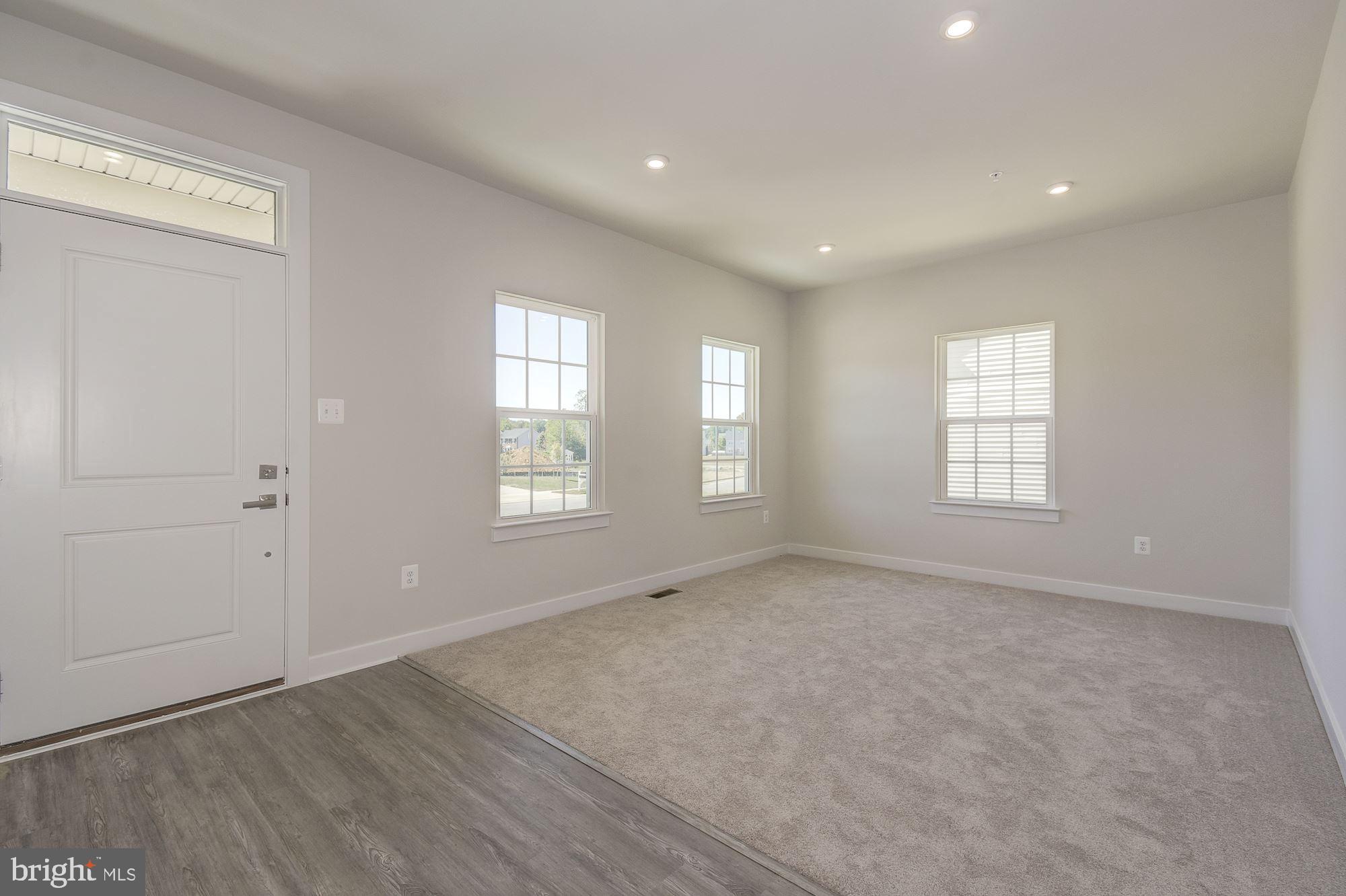 BRENTWOOD - Residential