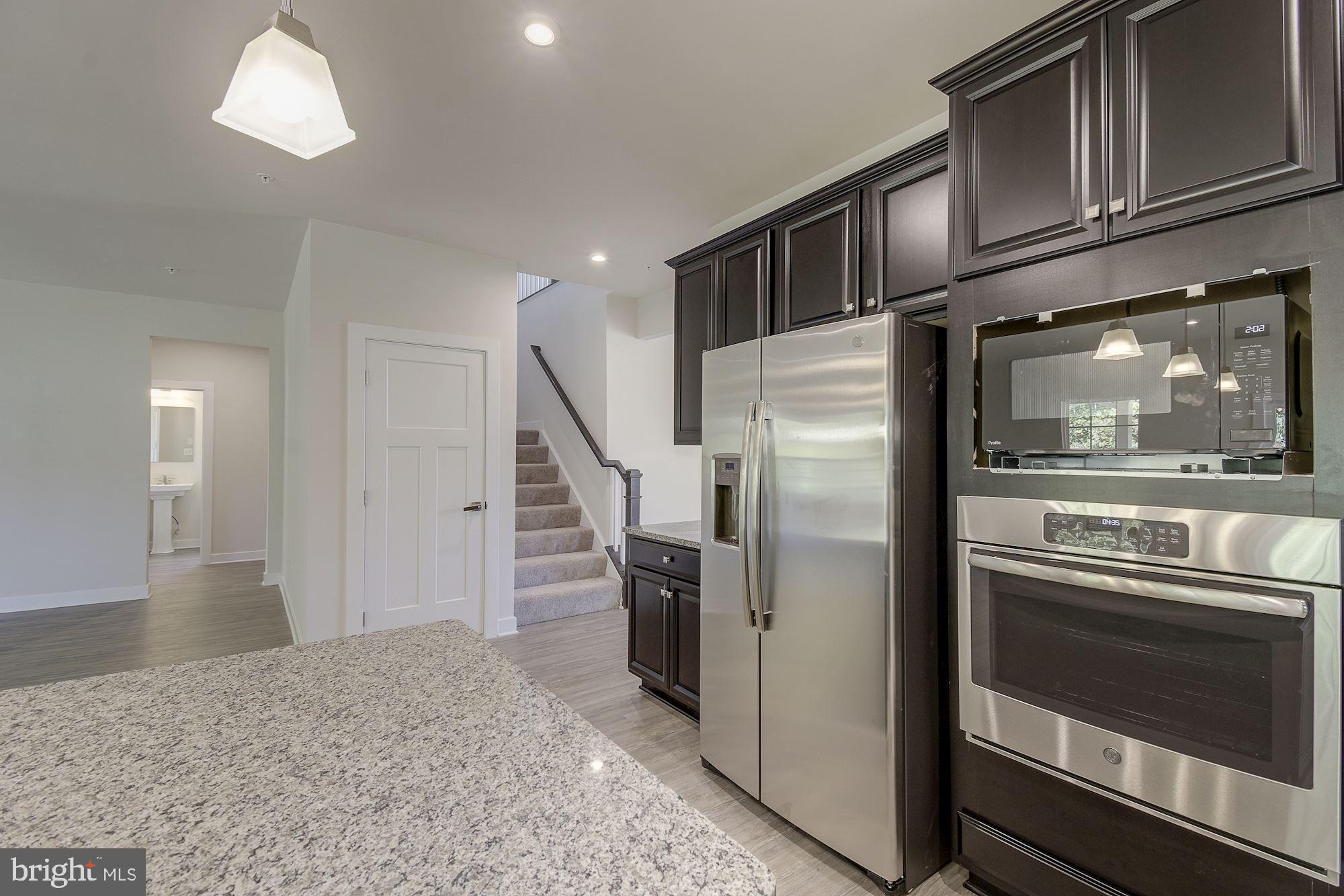 BRENTWOOD - Residential