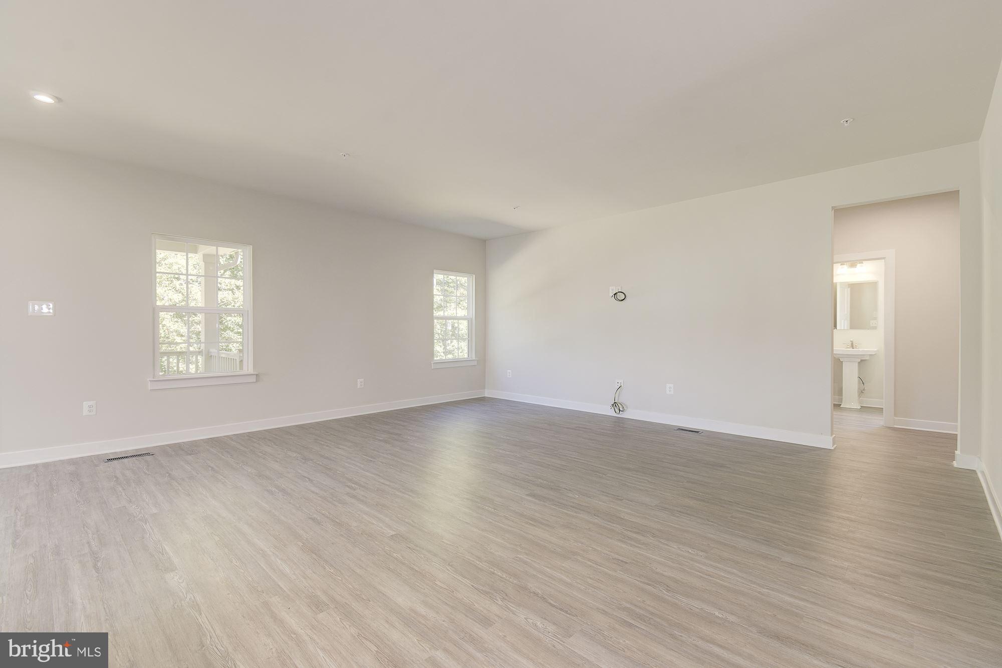 BRENTWOOD - Residential