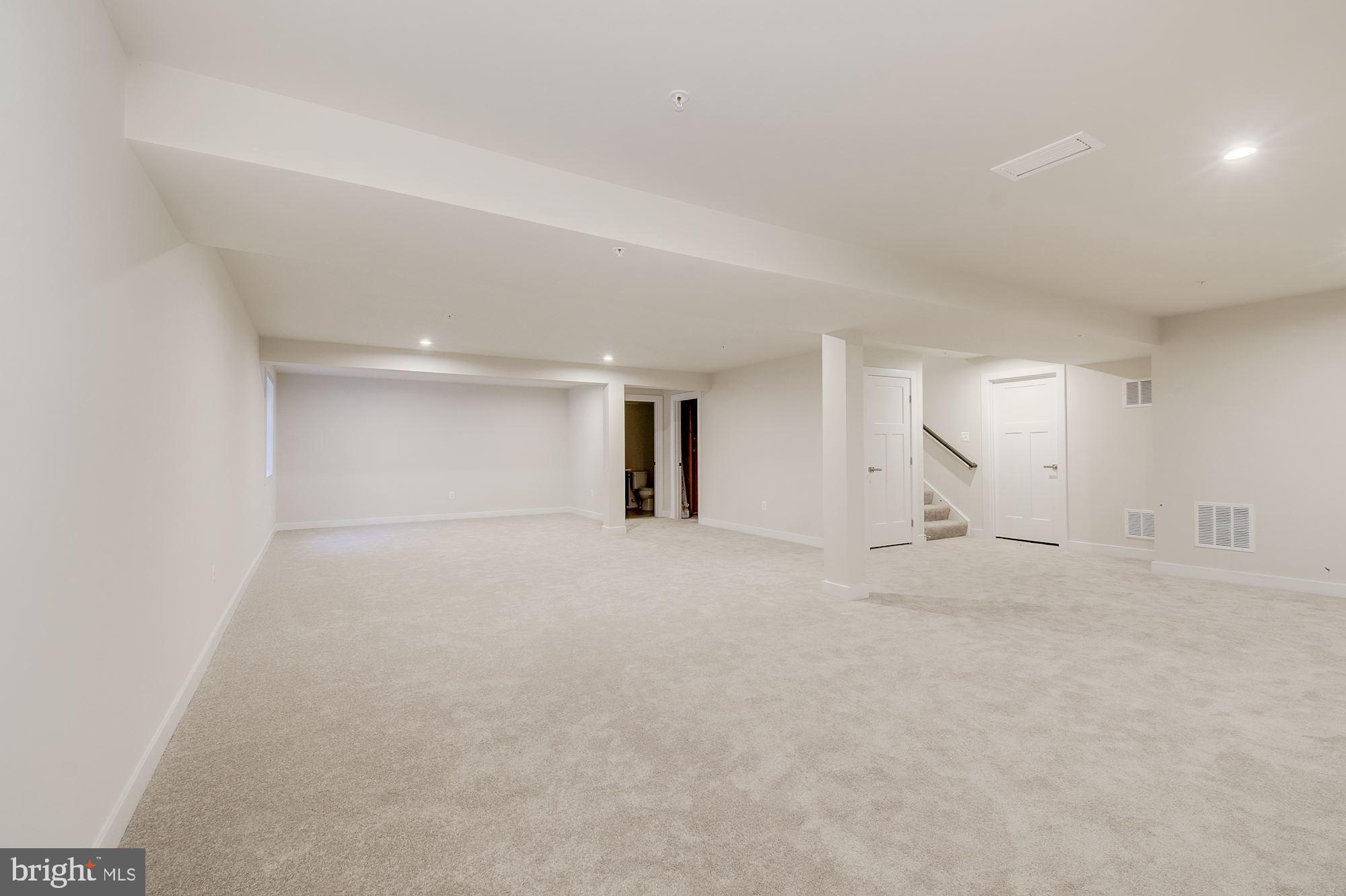 BRENTWOOD - Residential