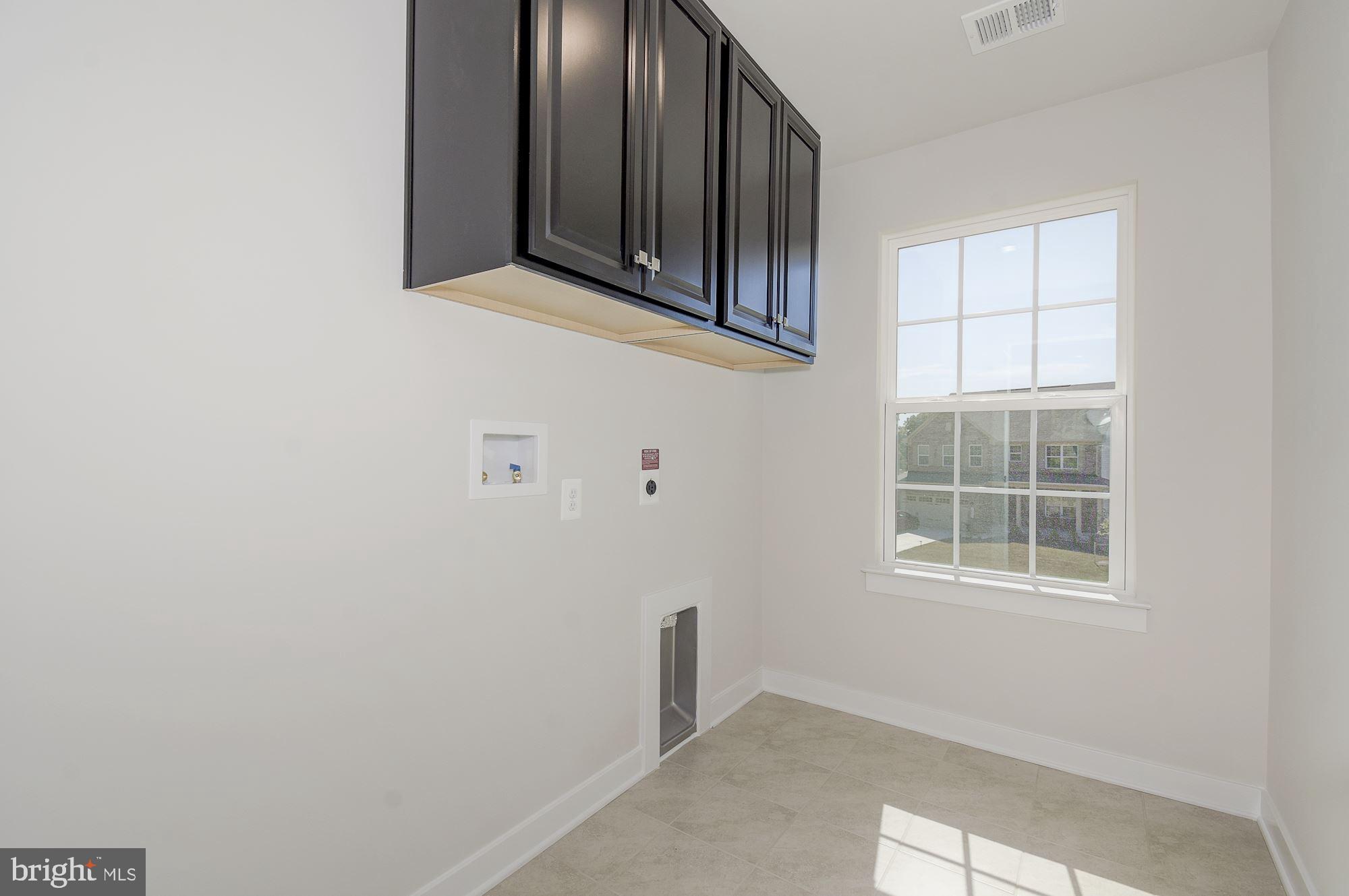 BRENTWOOD - Residential