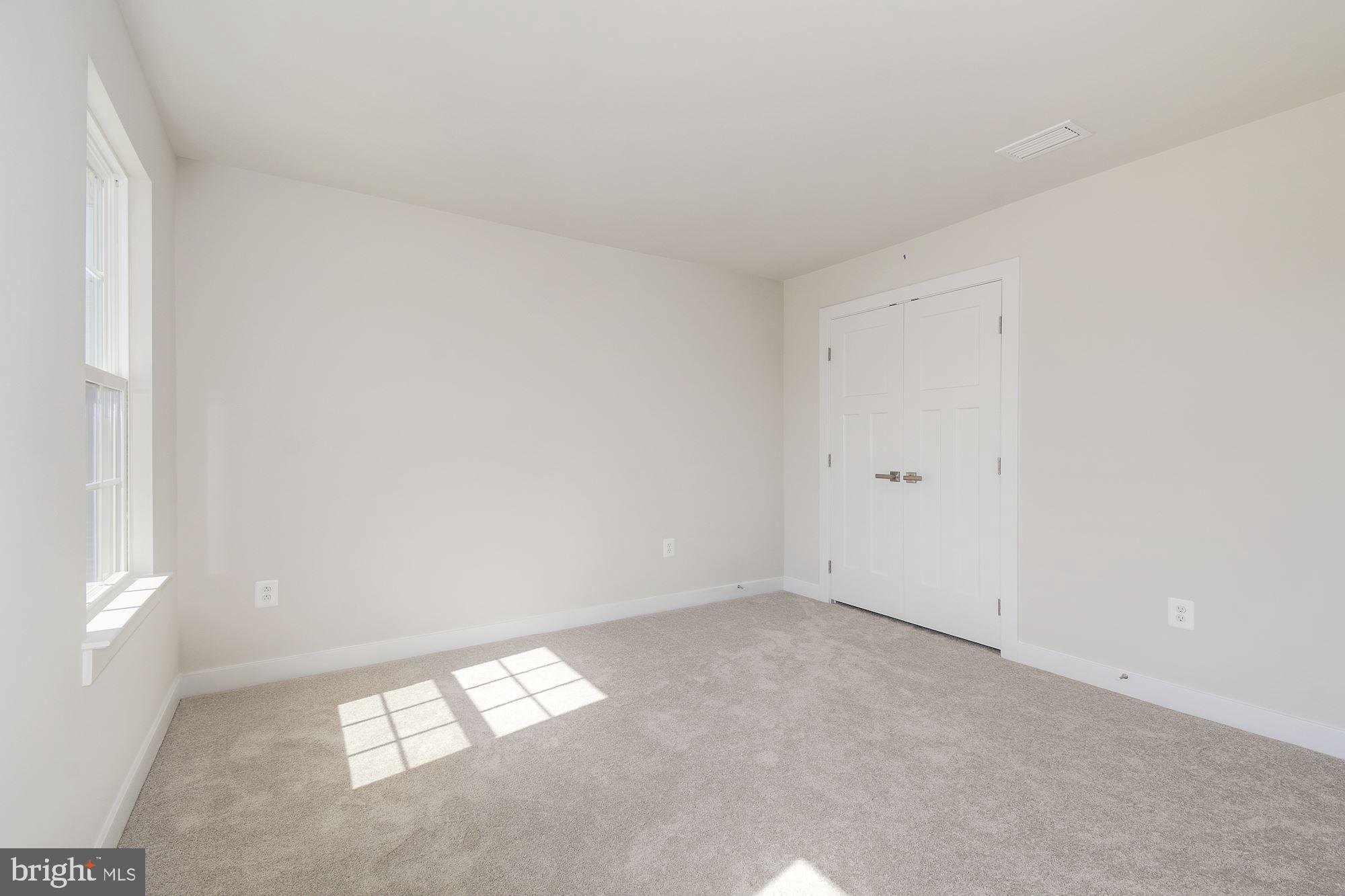 BRENTWOOD - Residential