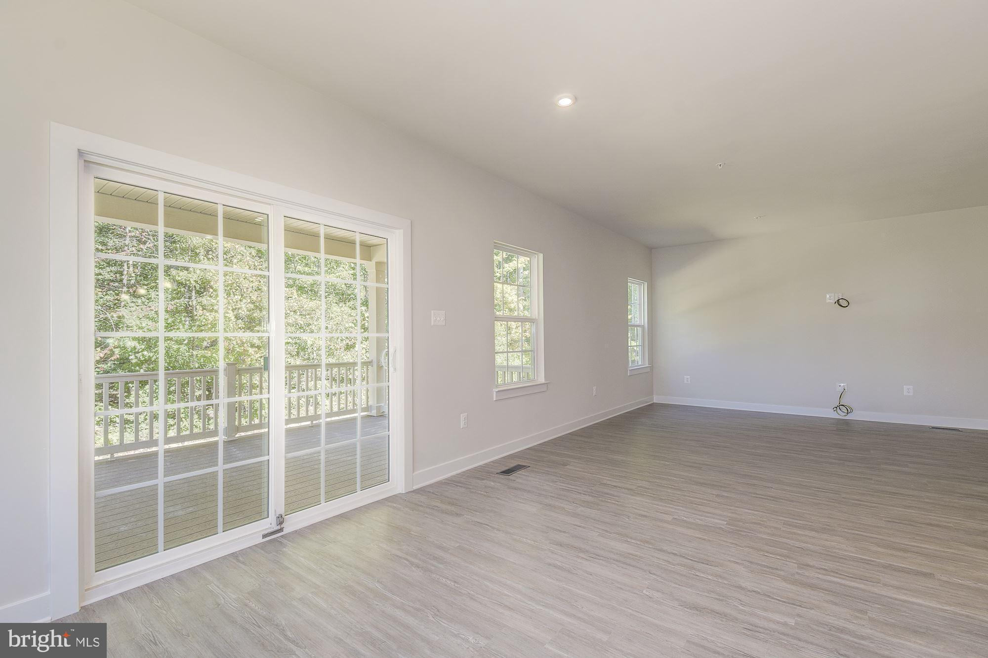 BRENTWOOD - Residential