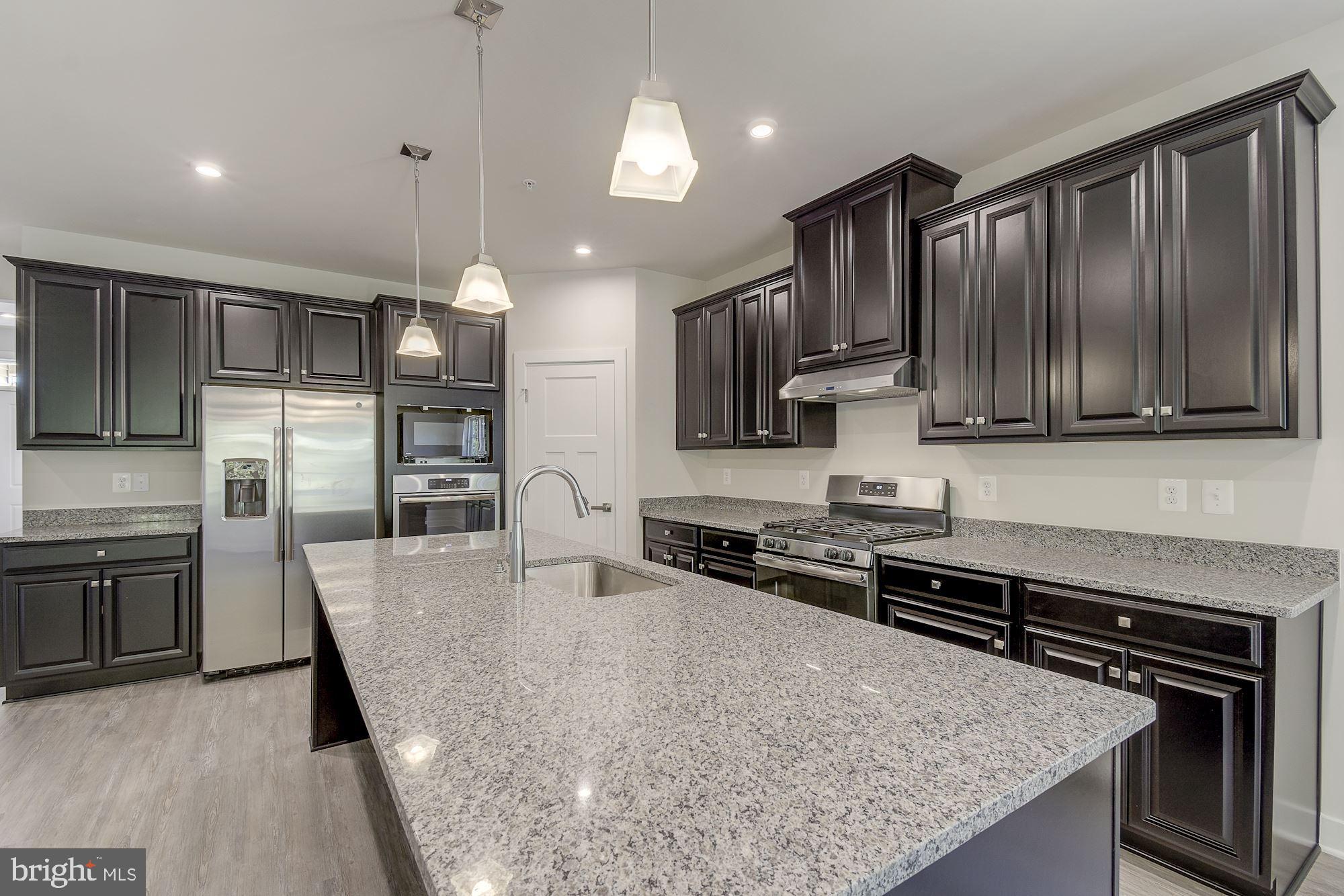 BRENTWOOD - Residential