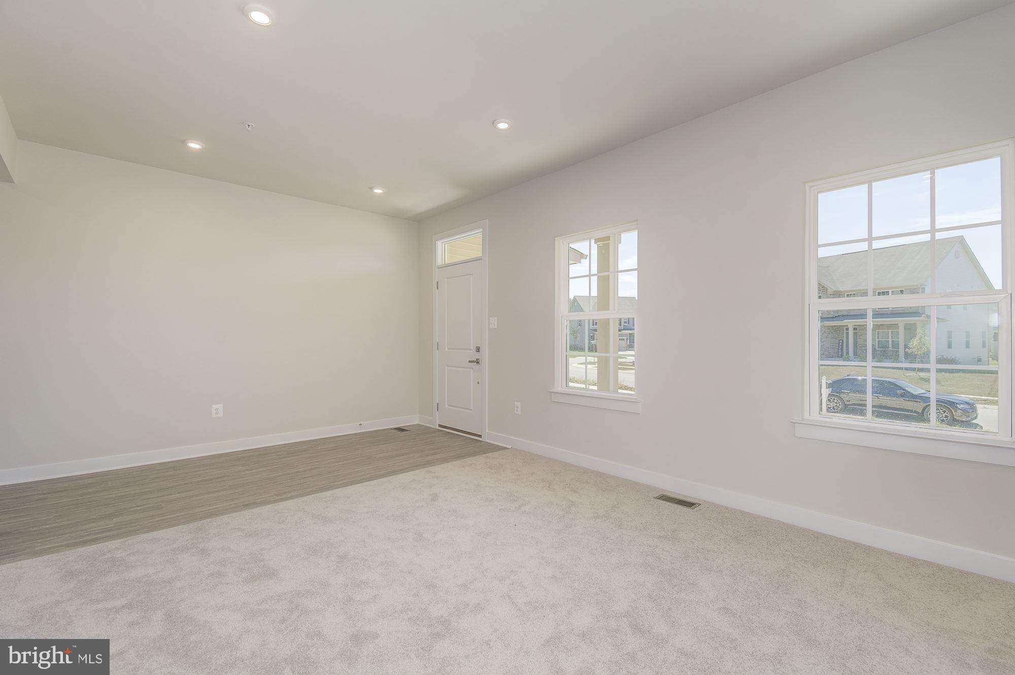 BRENTWOOD - Residential