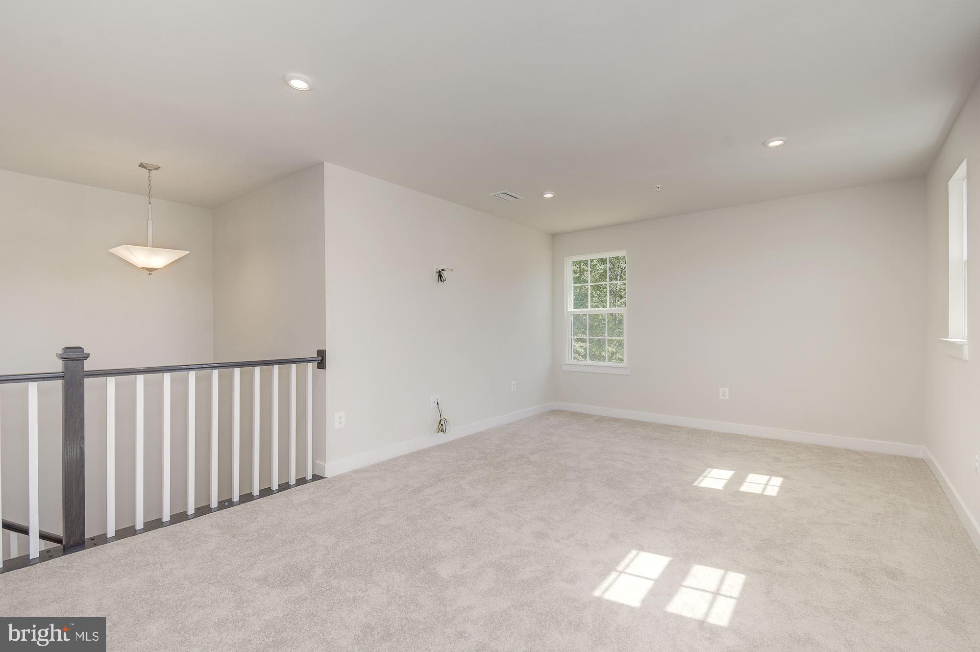 BRENTWOOD - Residential