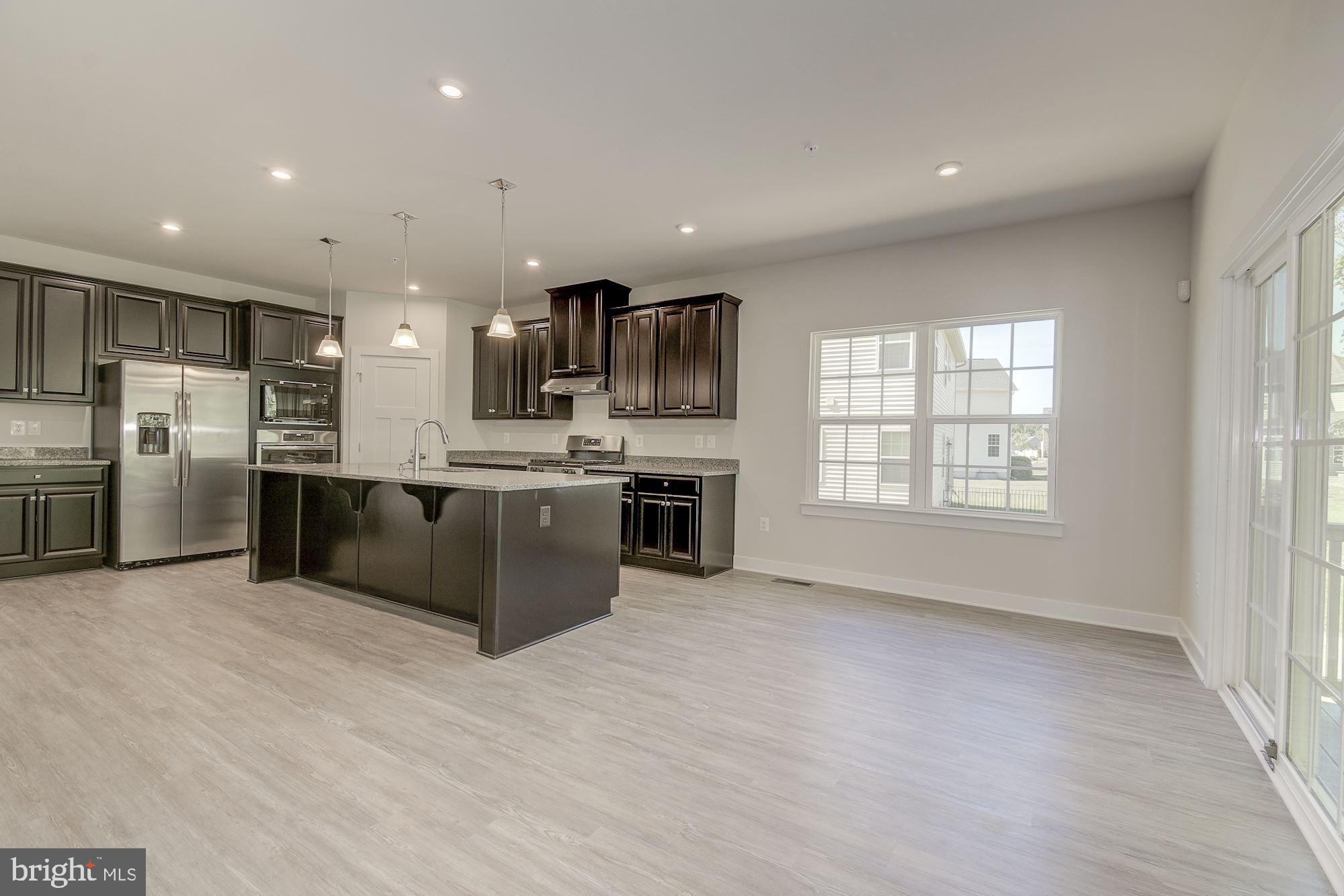 BRENTWOOD - Residential