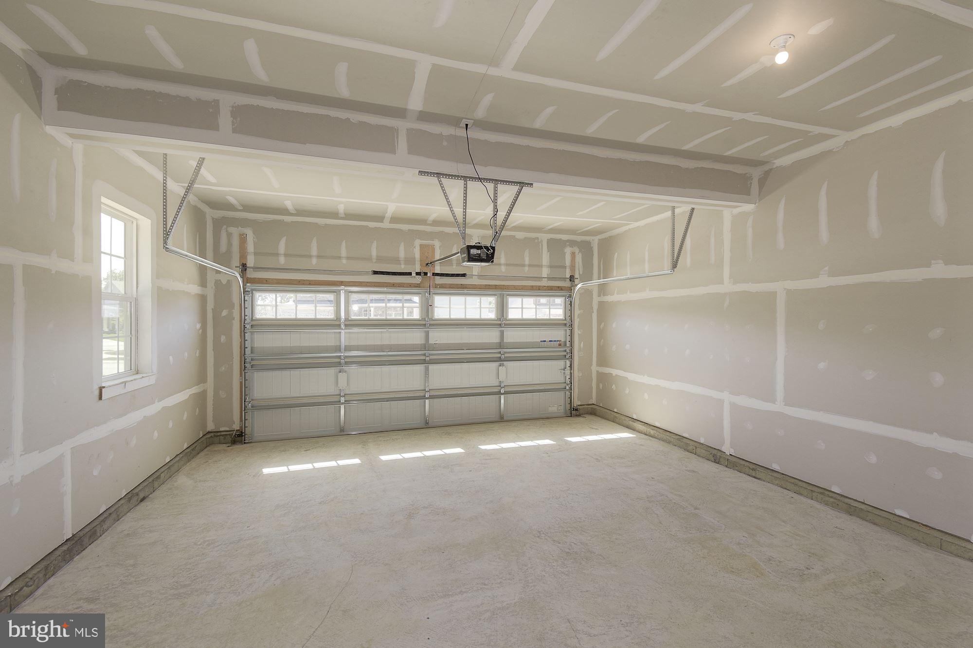 BRENTWOOD - Residential