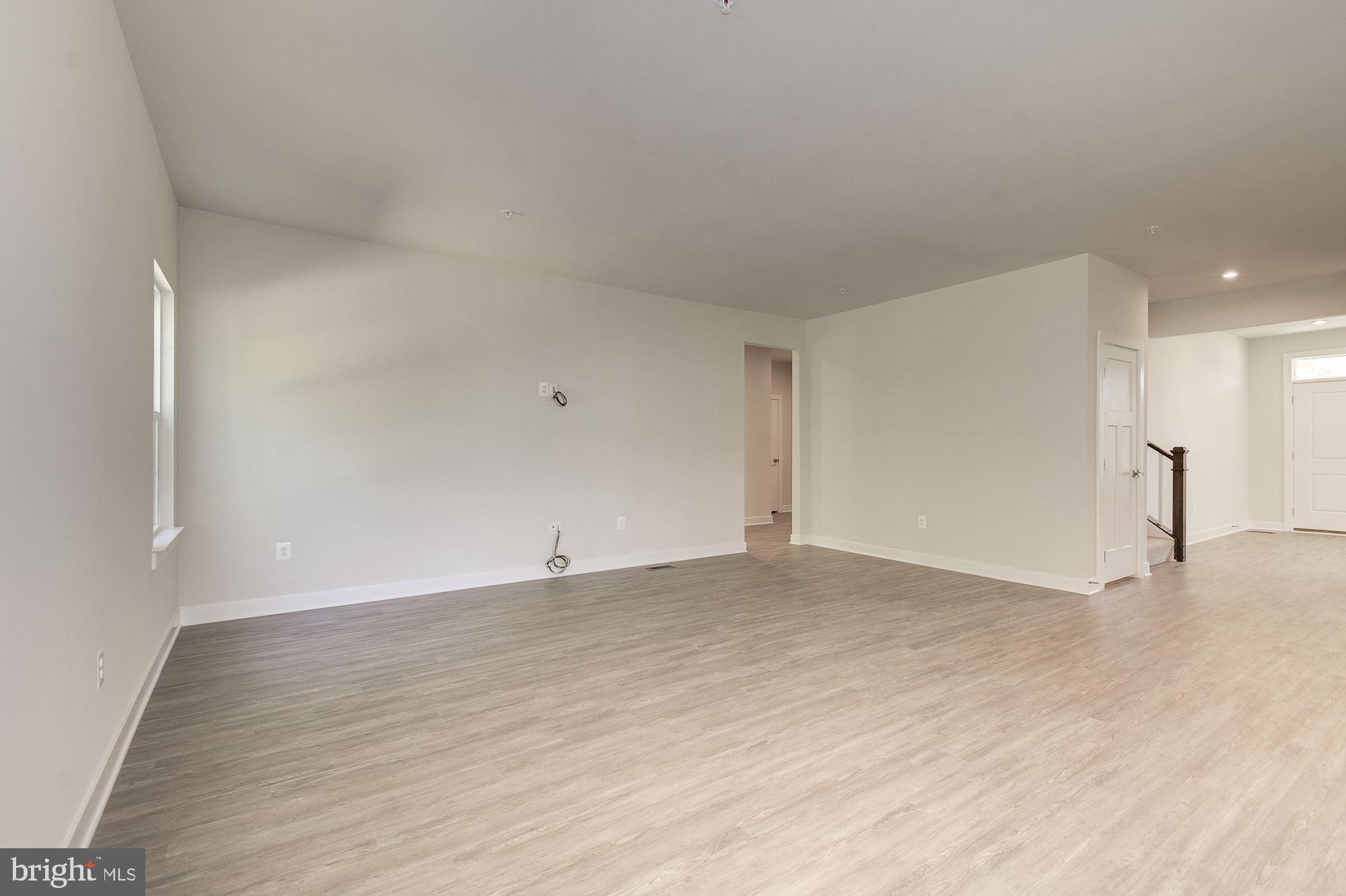 BRENTWOOD - Residential