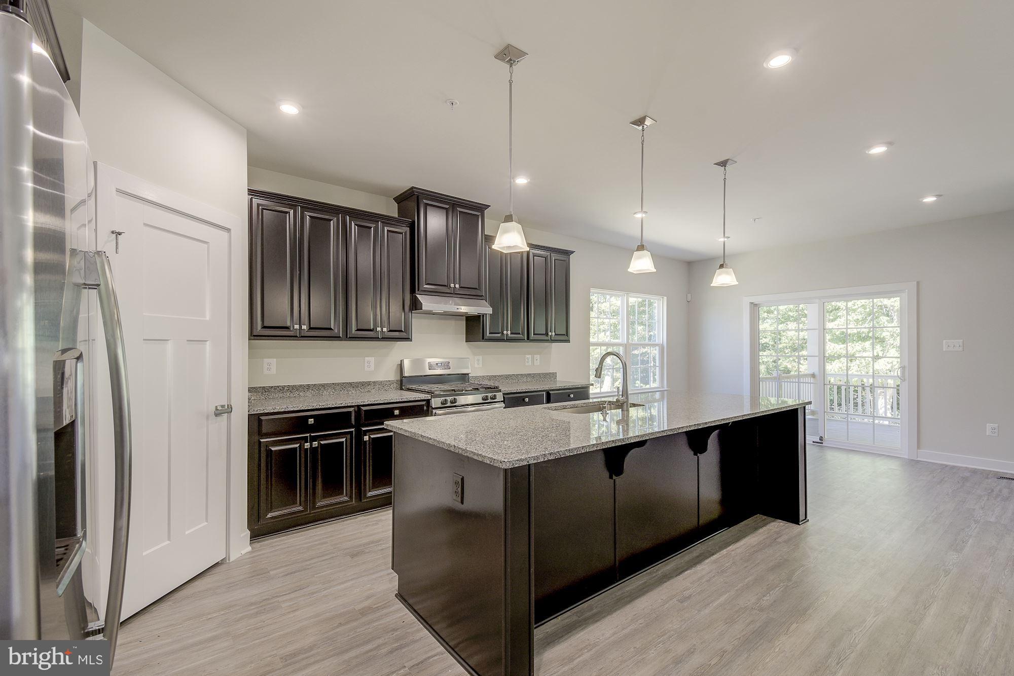 BRENTWOOD - Residential