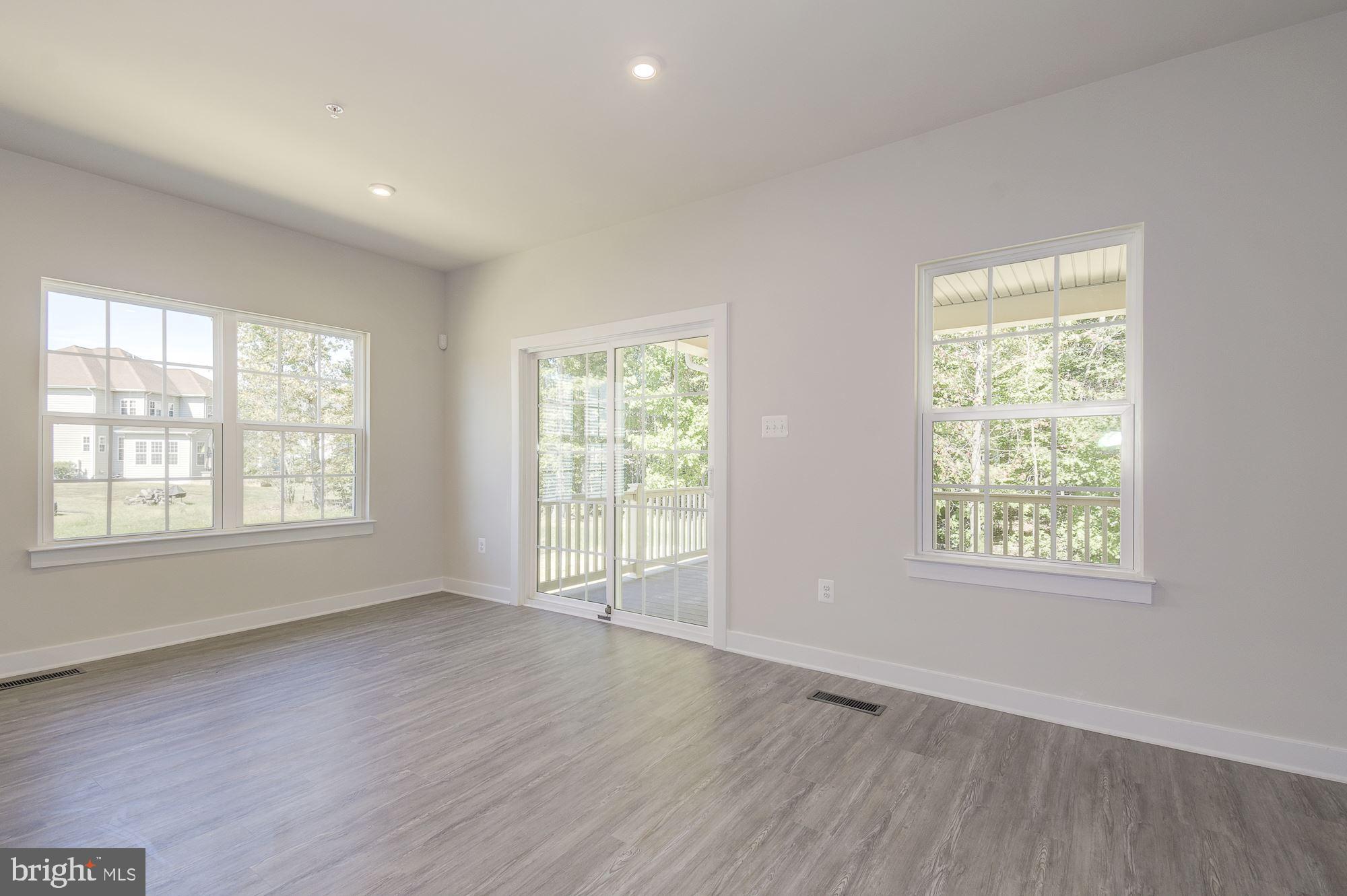 BRENTWOOD - Residential