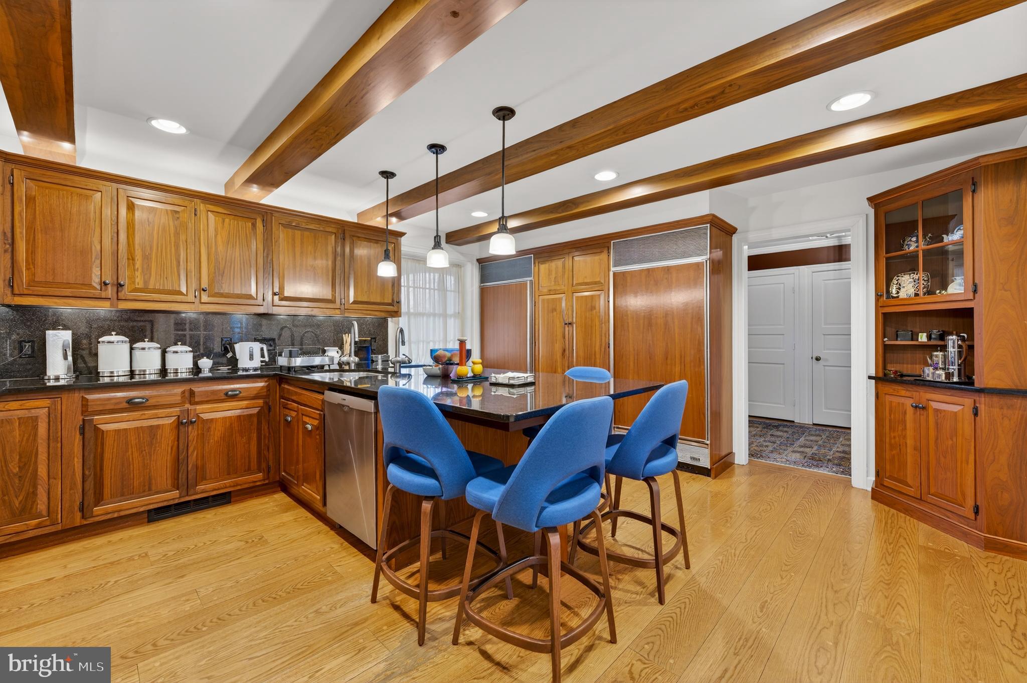 EDGEBORO - Residential