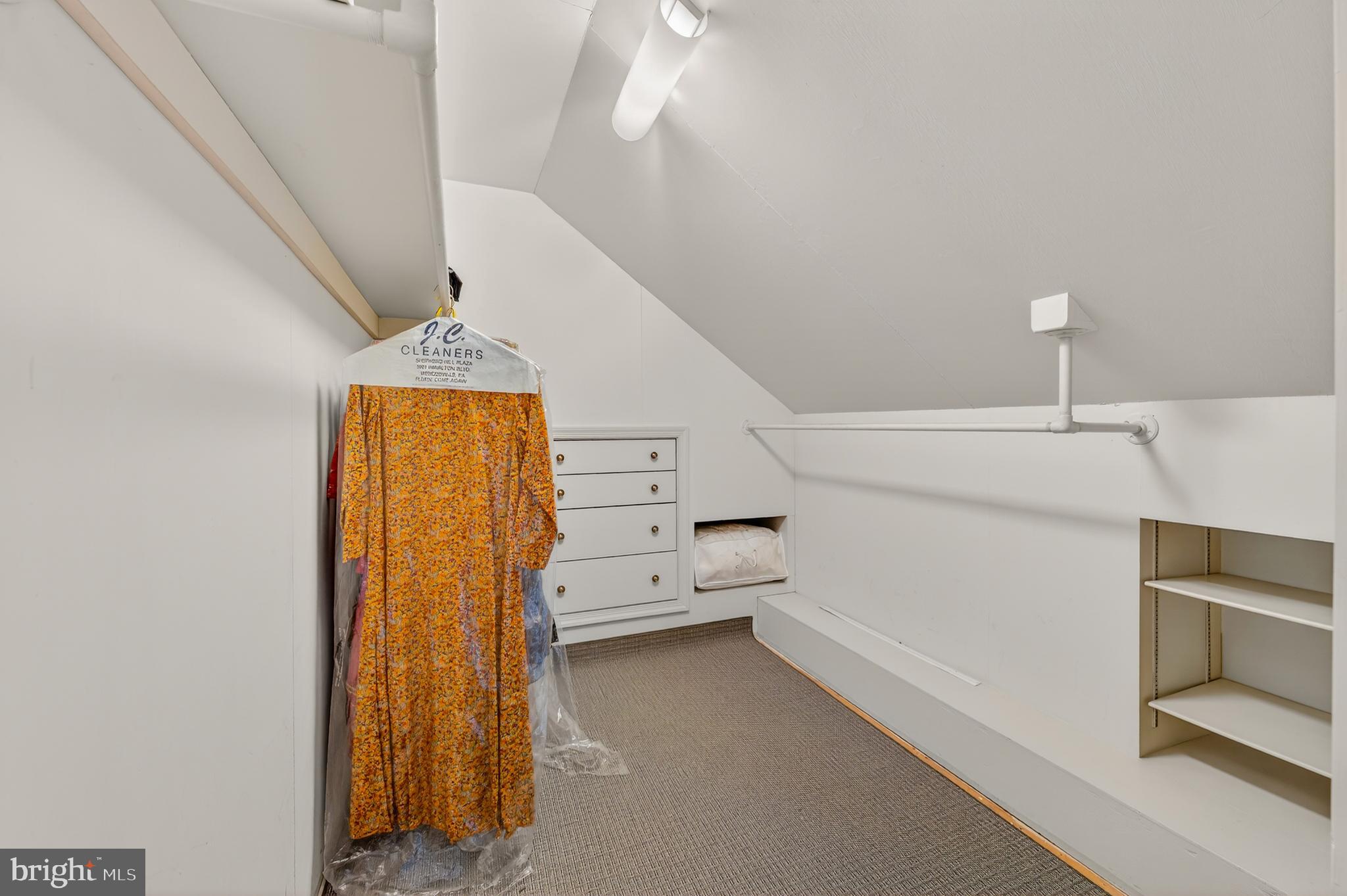 EDGEBORO - Residential