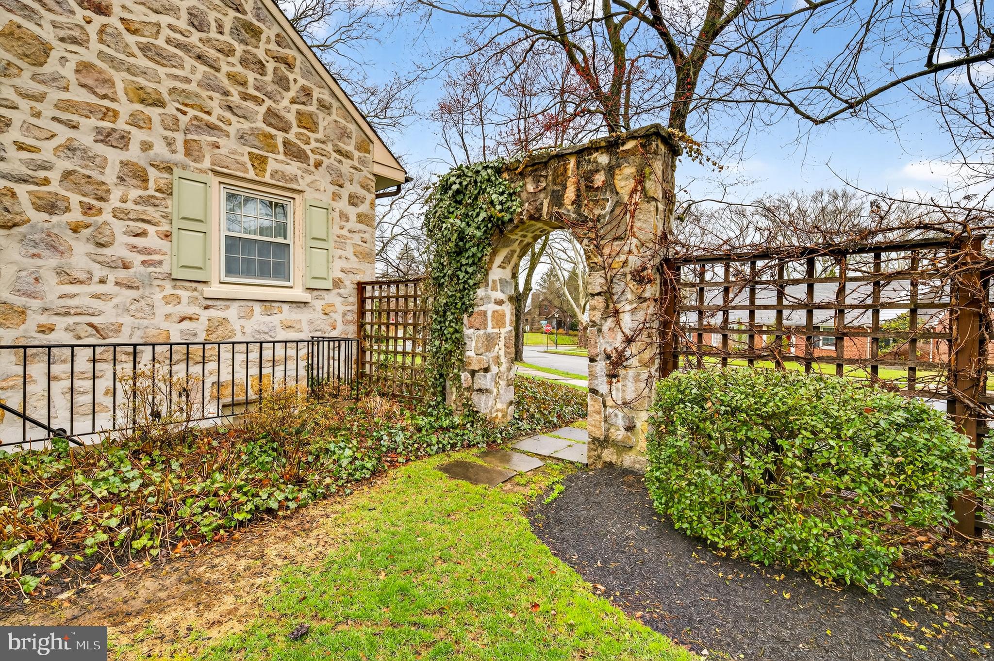 EDGEBORO - Residential