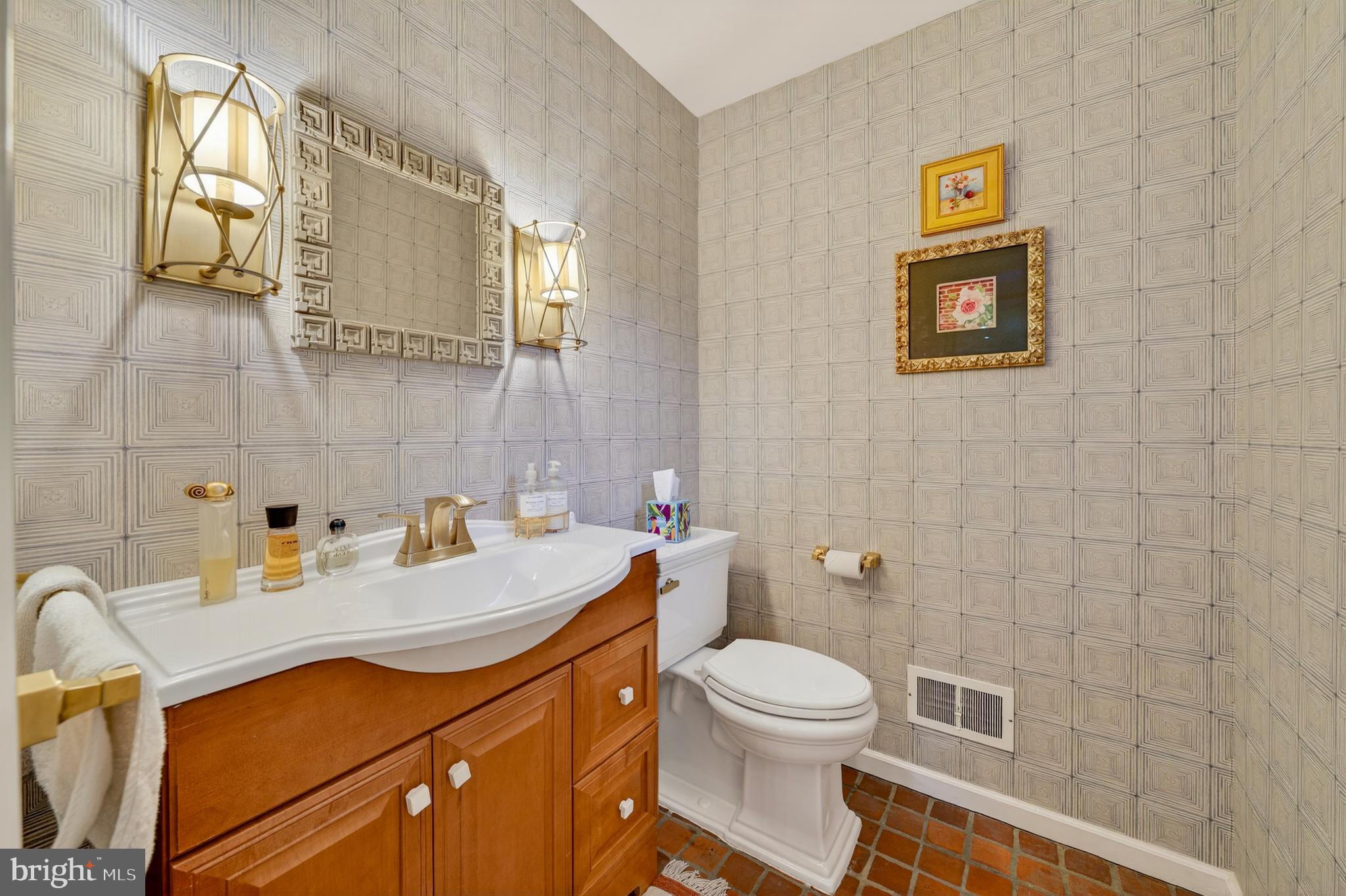 EDGEBORO - Residential