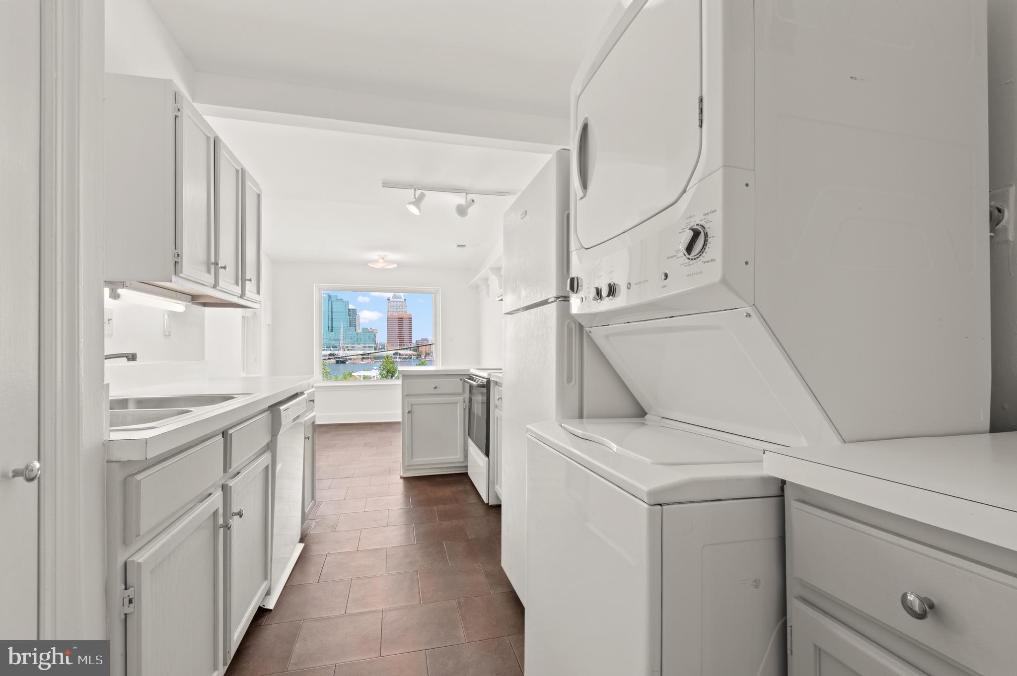 FEDERAL HILL HISTORIC DISTRICT - Residential Lease