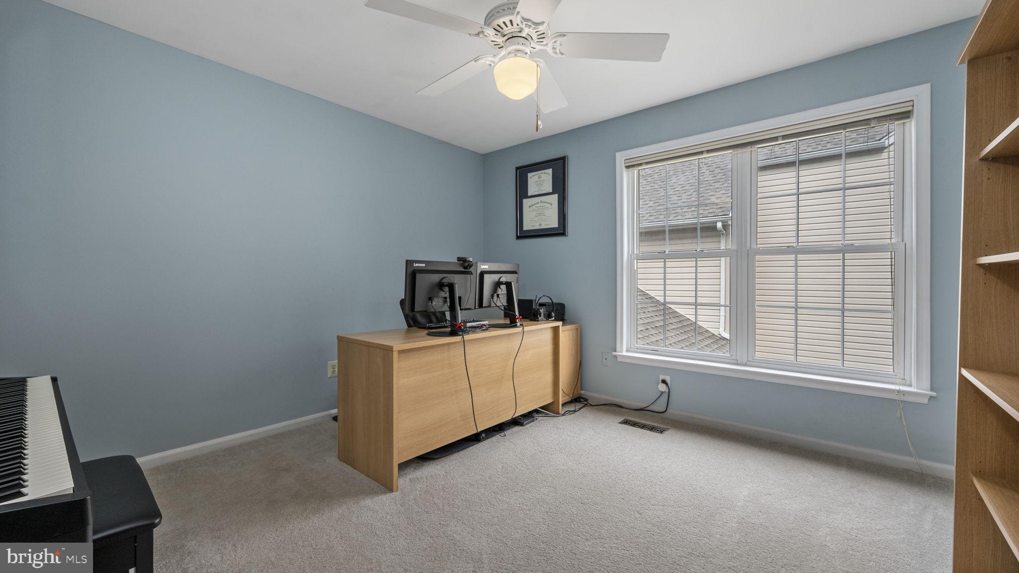 WILLIAMSBURG - Residential