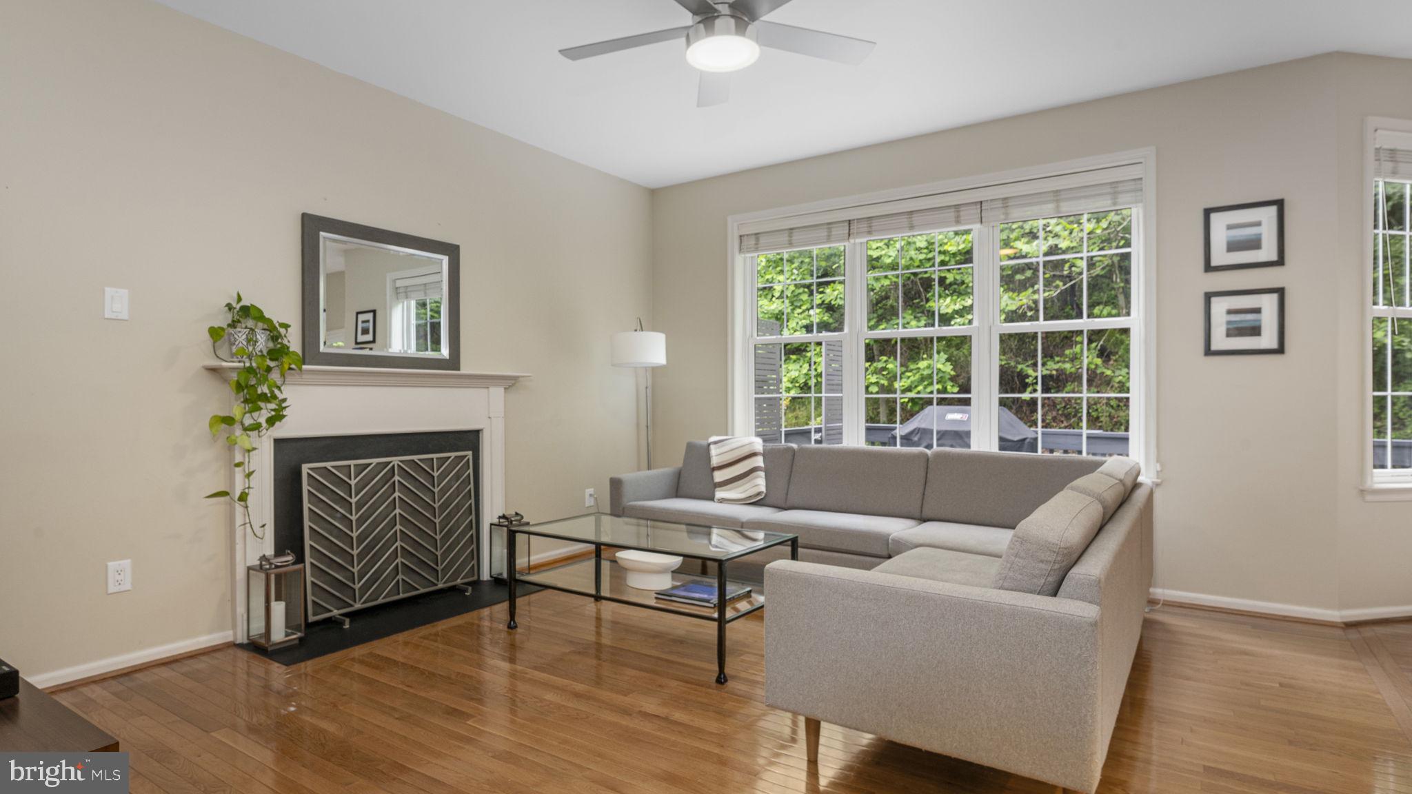 WILLIAMSBURG - Residential