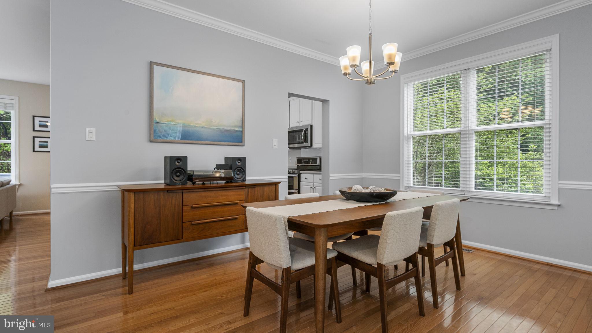 WILLIAMSBURG - Residential