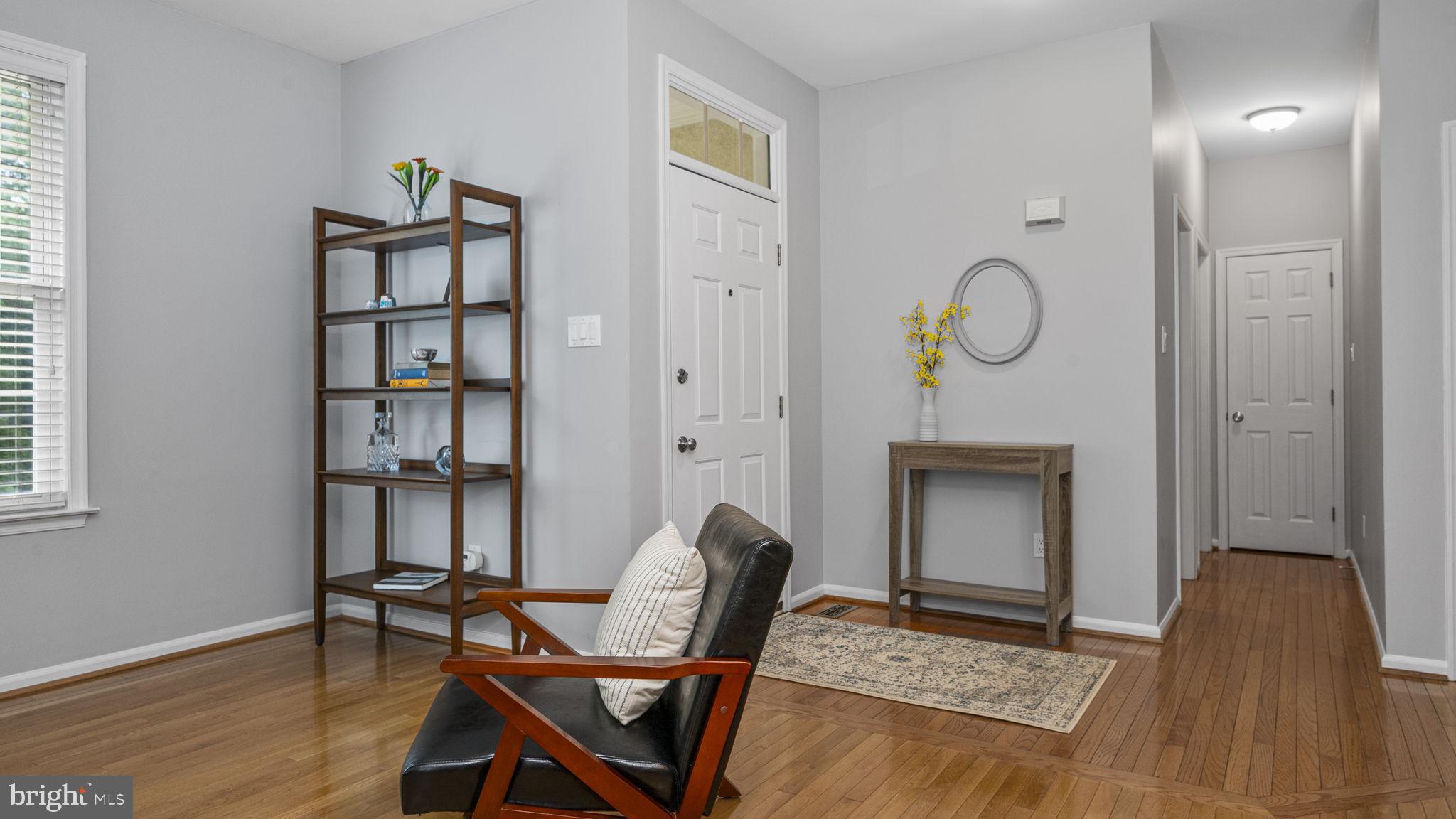 WILLIAMSBURG - Residential