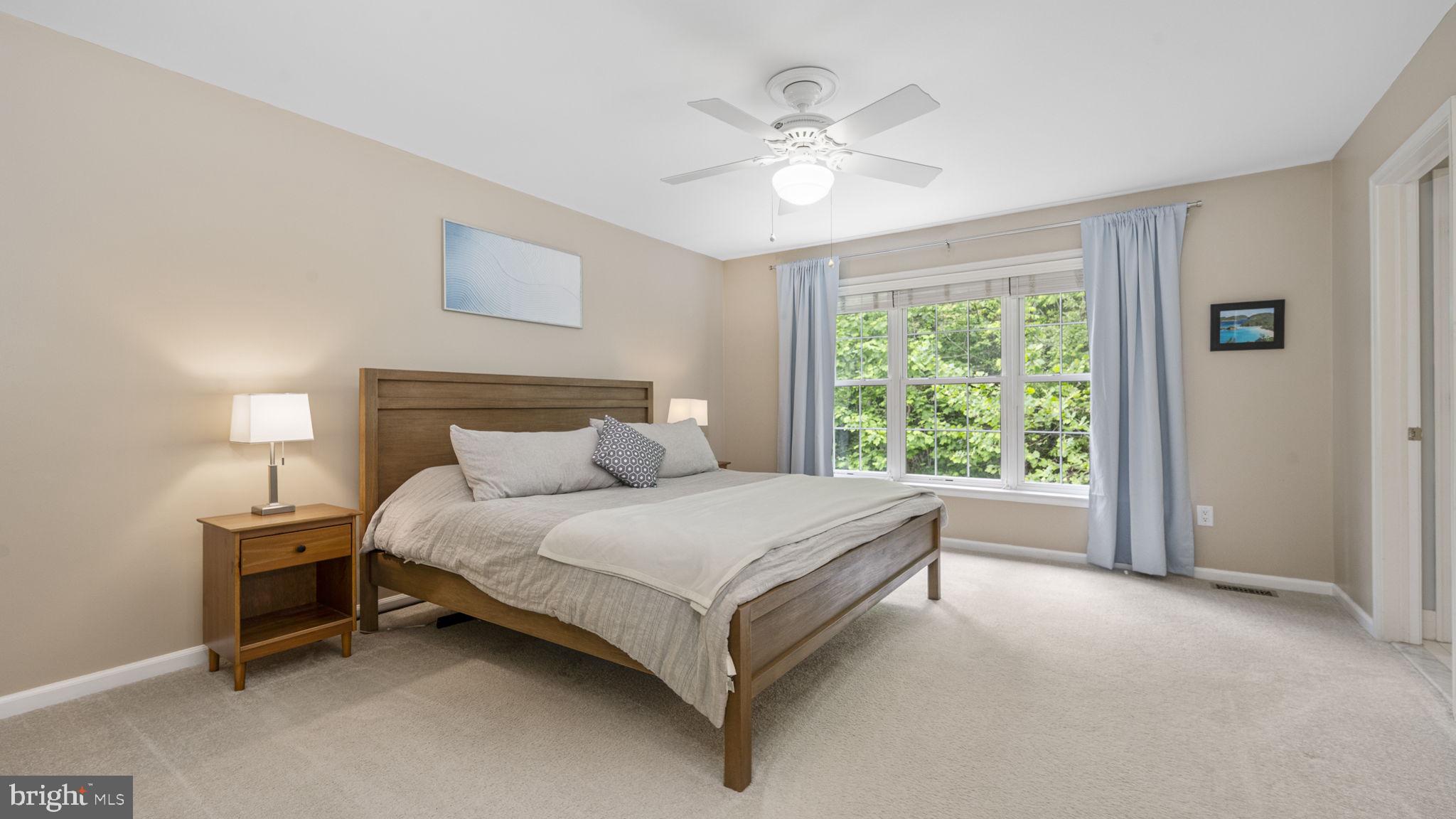 WILLIAMSBURG - Residential
