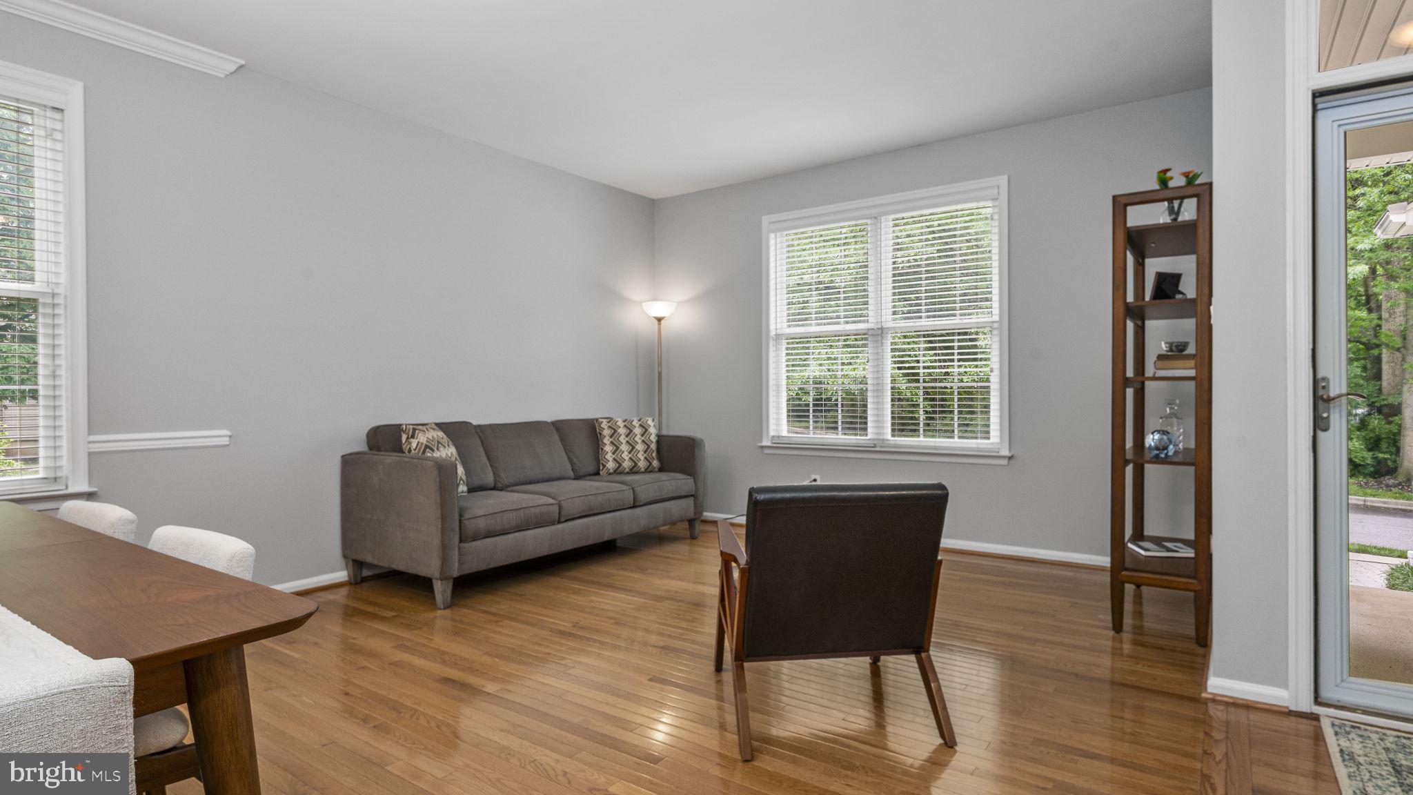 WILLIAMSBURG - Residential