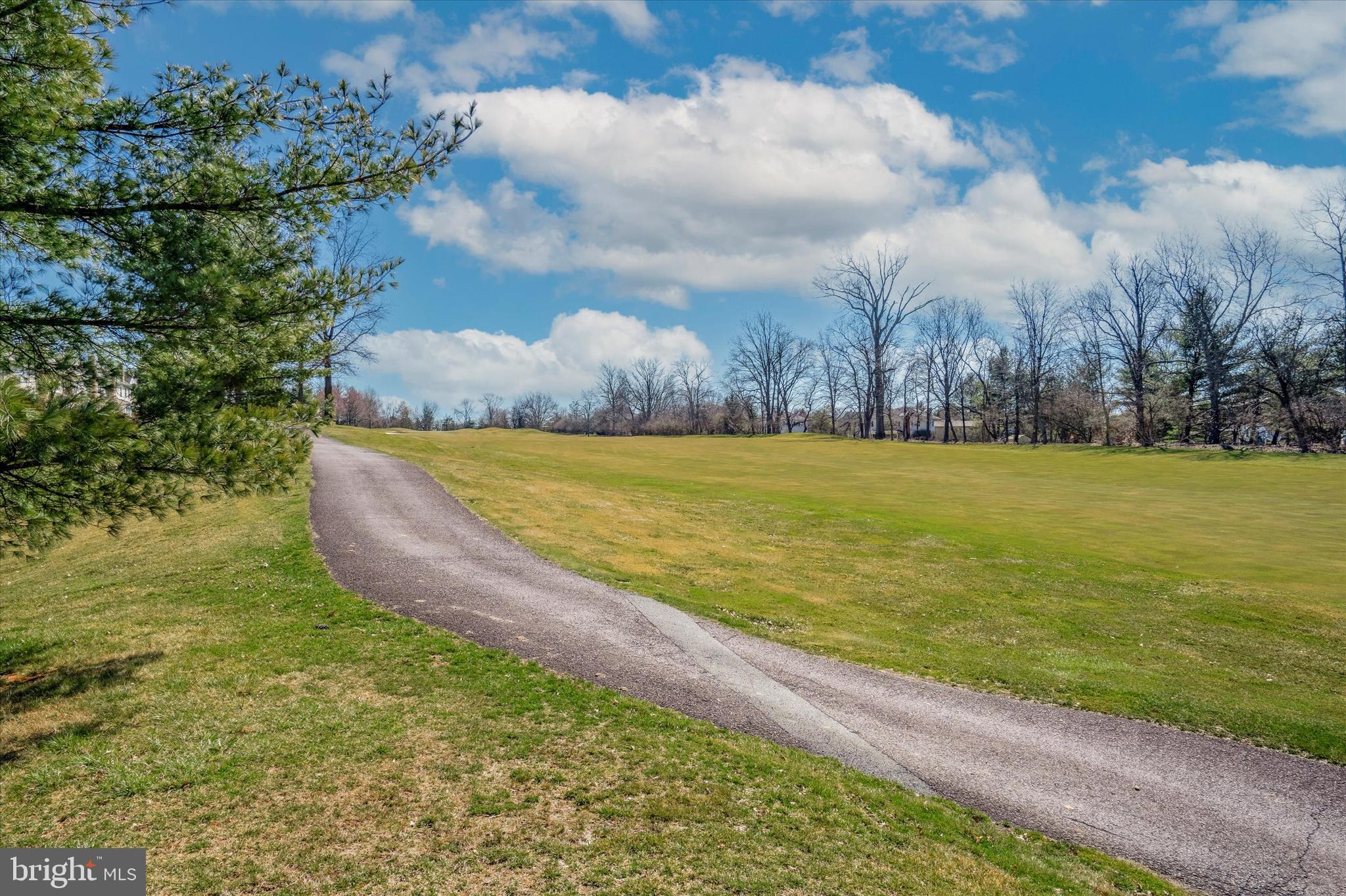 BLUE BELL CC - Residential Lease