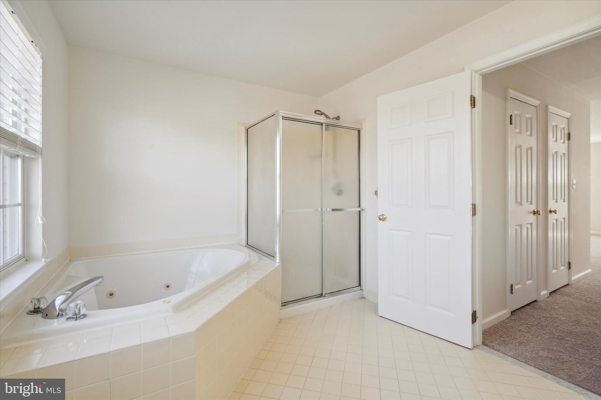 BLUE BELL CC - Residential Lease