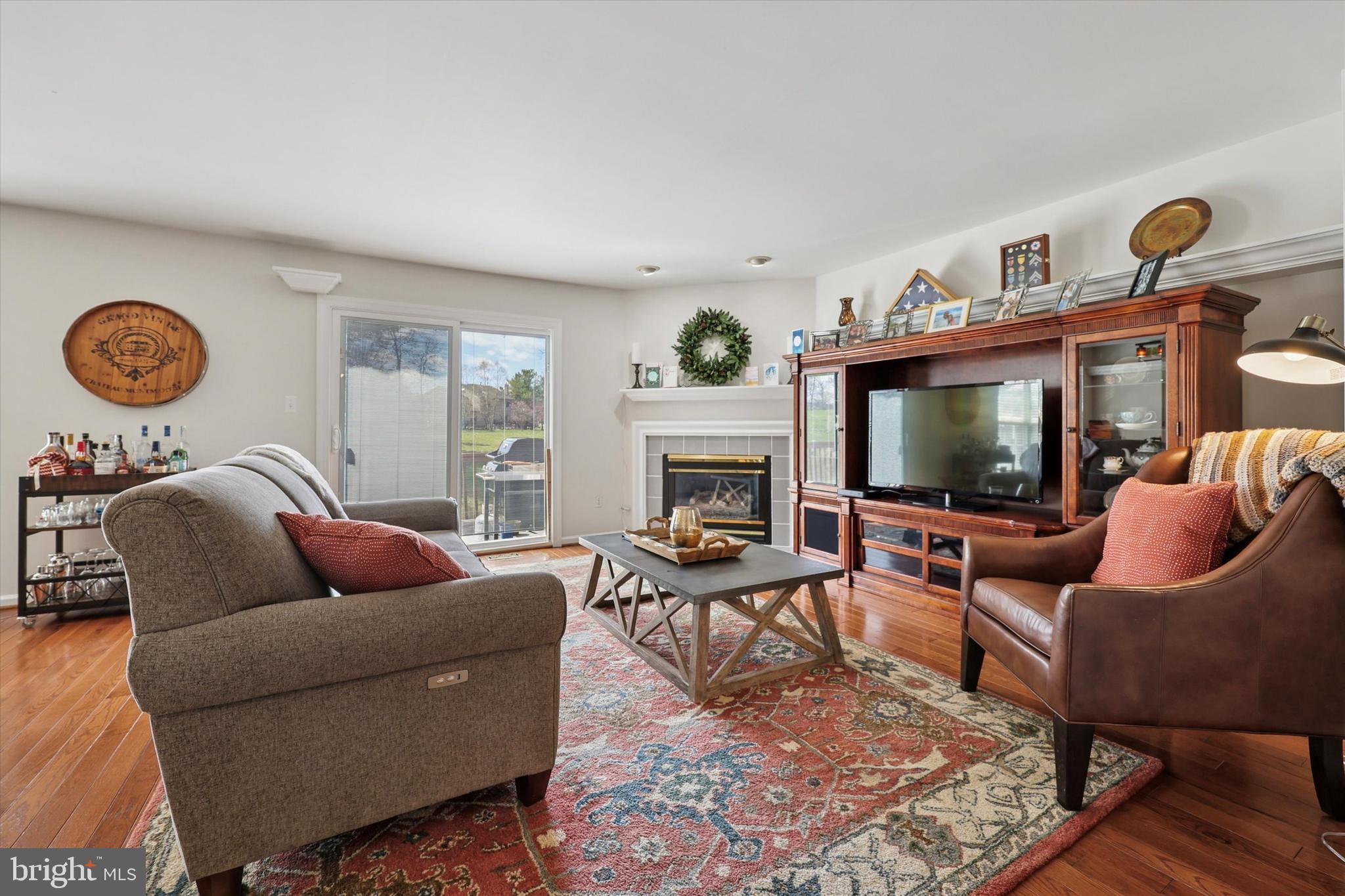 BLUE BELL CC - Residential Lease