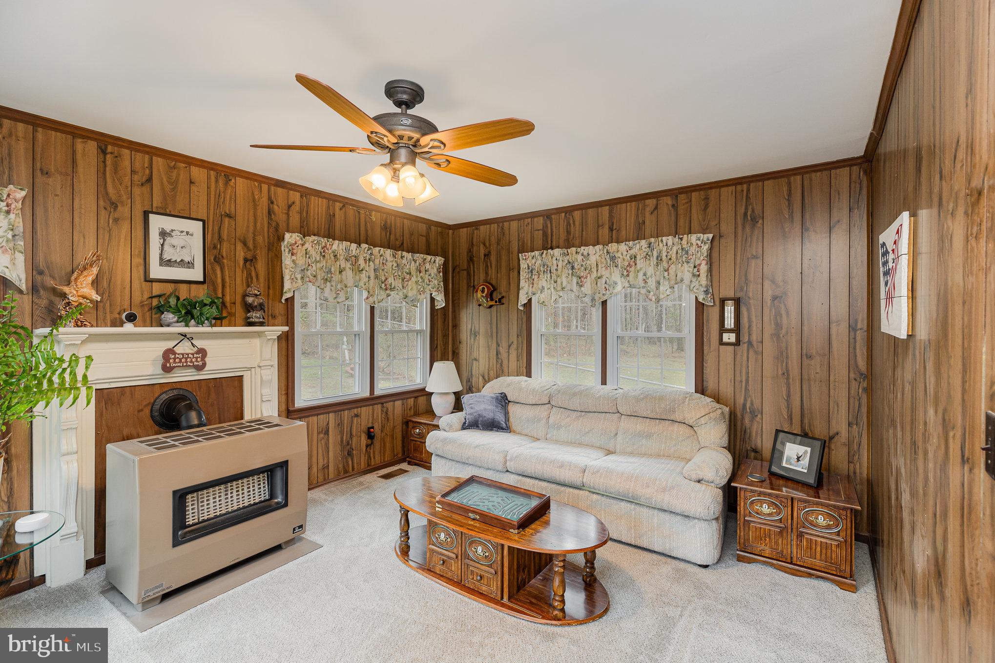 STONEWALL ESTATES - Residential