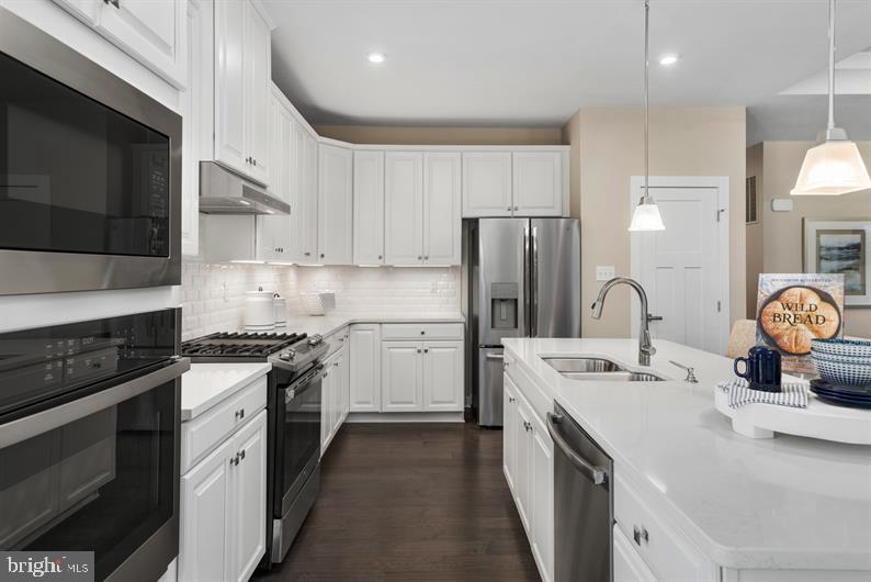 TWO RIVERS - Residential