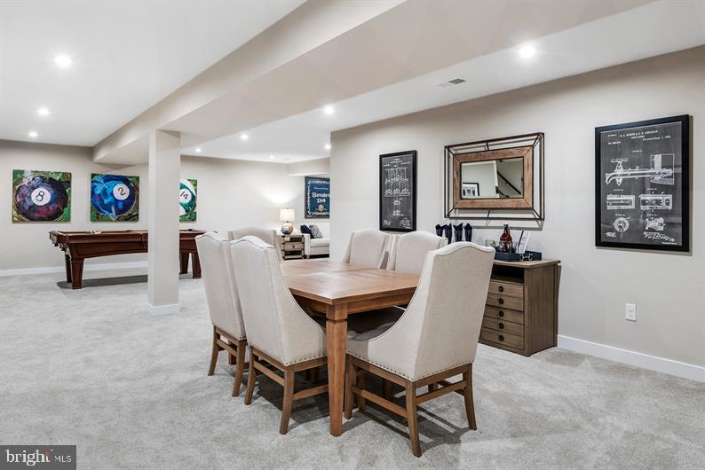 TWO RIVERS - Residential