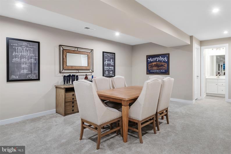 TWO RIVERS - Residential