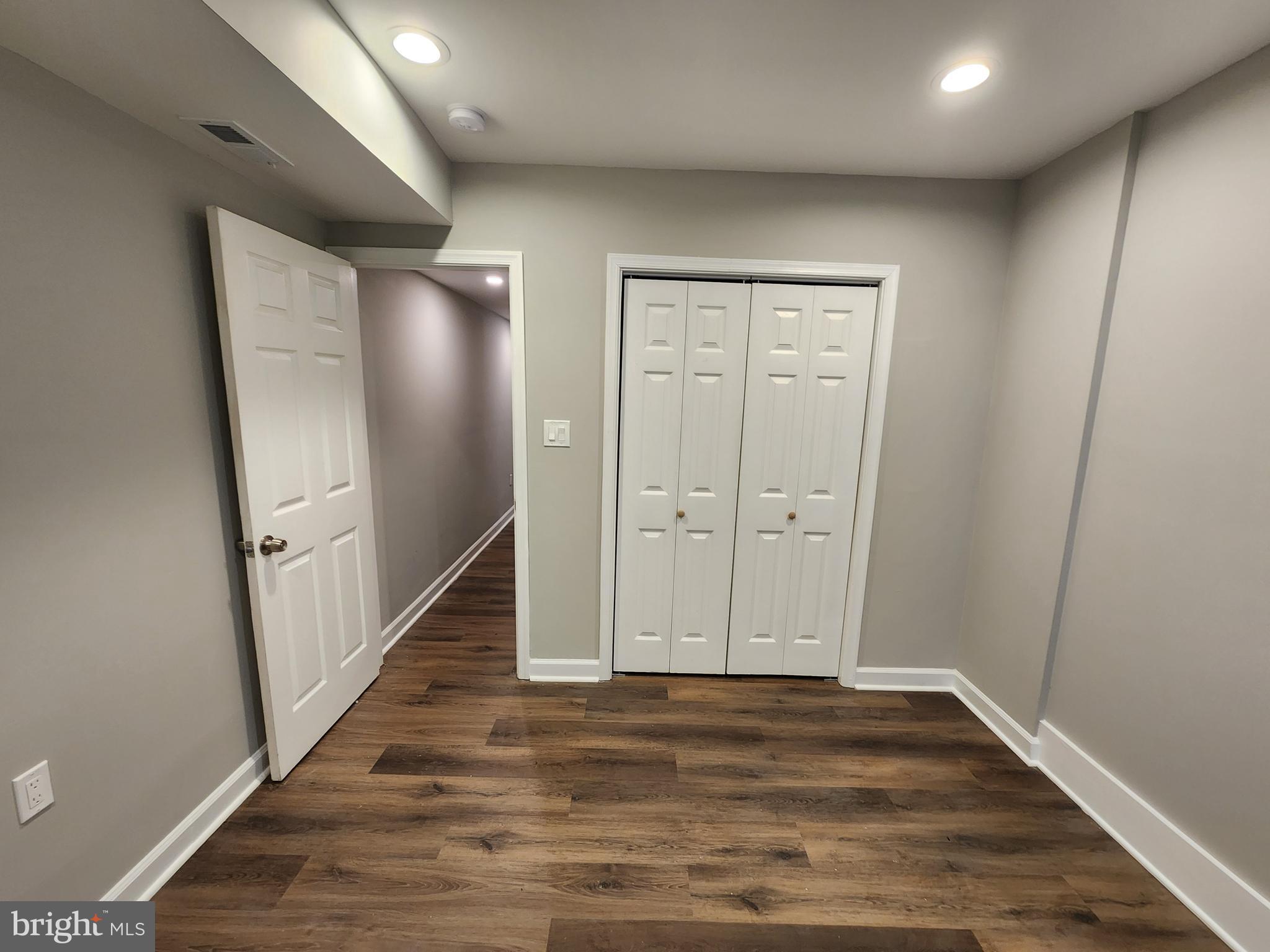 FOUR BY FOUR - Residential