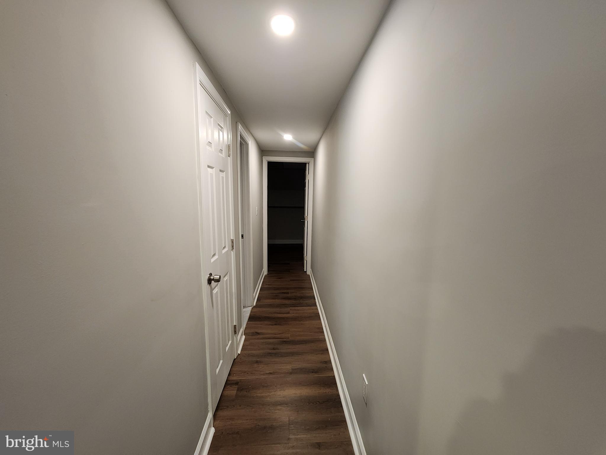 FOUR BY FOUR - Residential