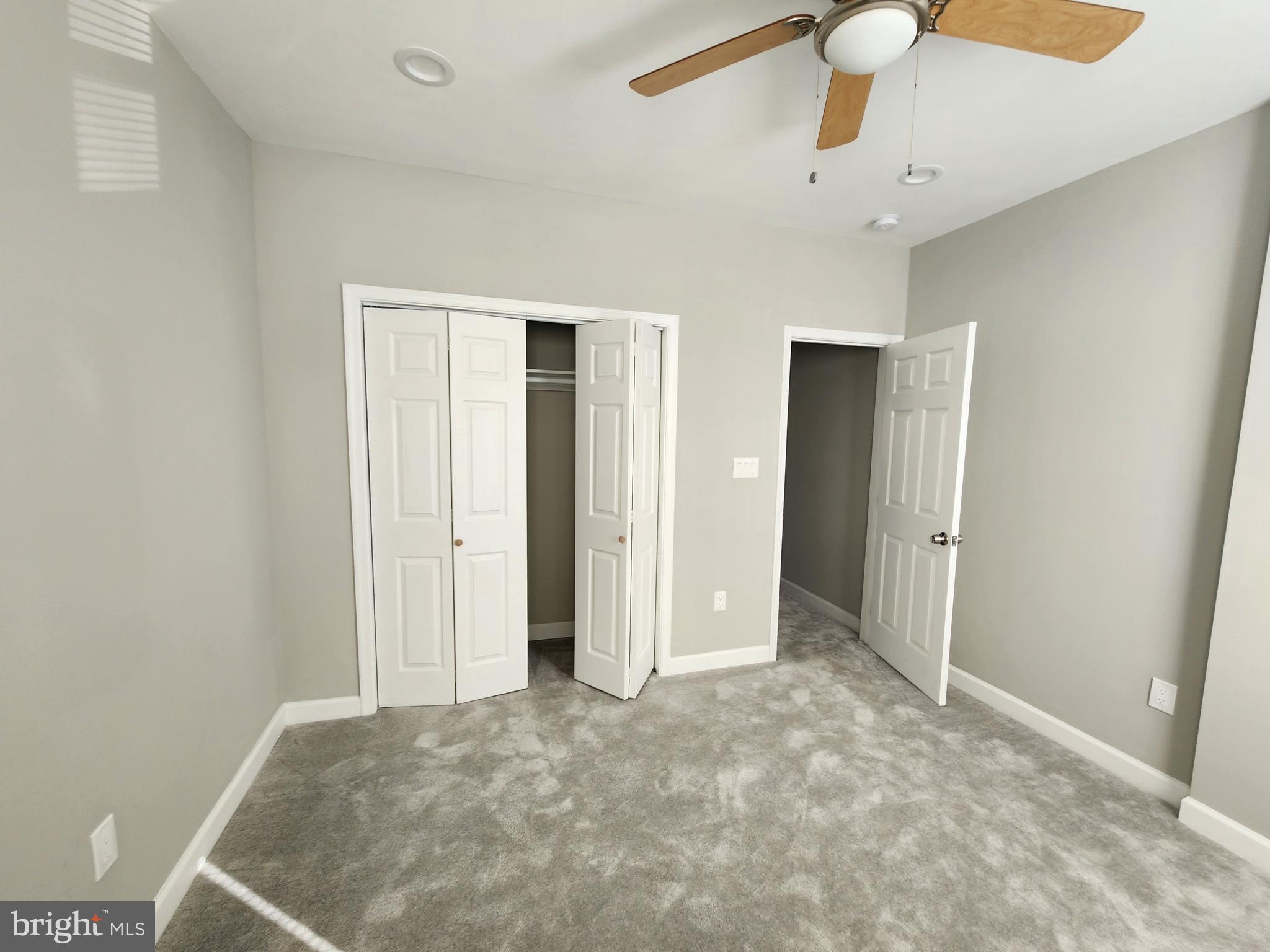 FOUR BY FOUR - Residential