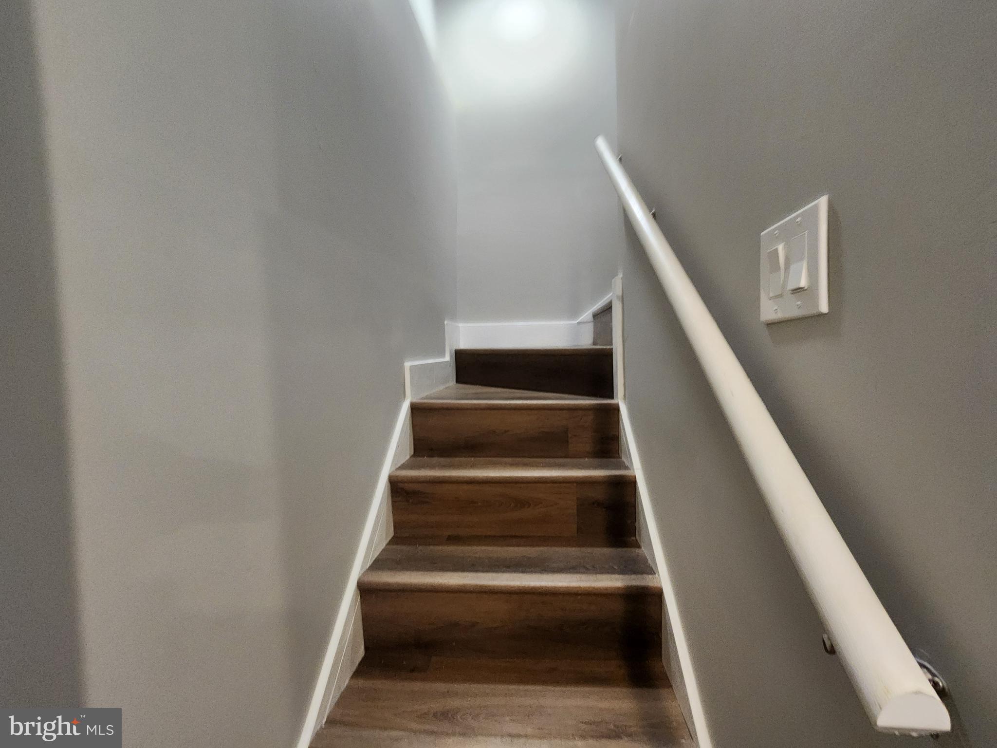 FOUR BY FOUR - Residential