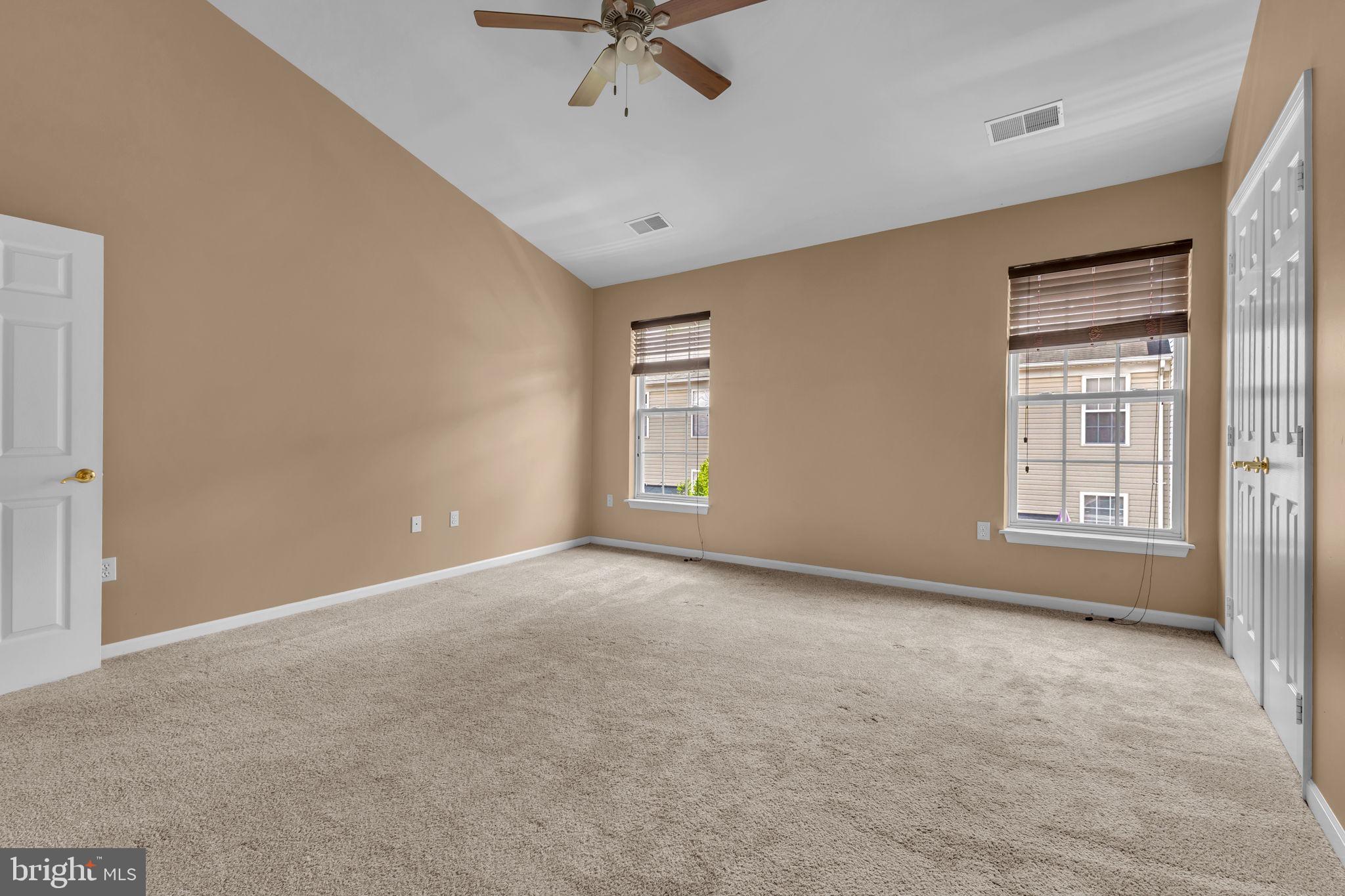 KINGSTOWNE - Residential Lease