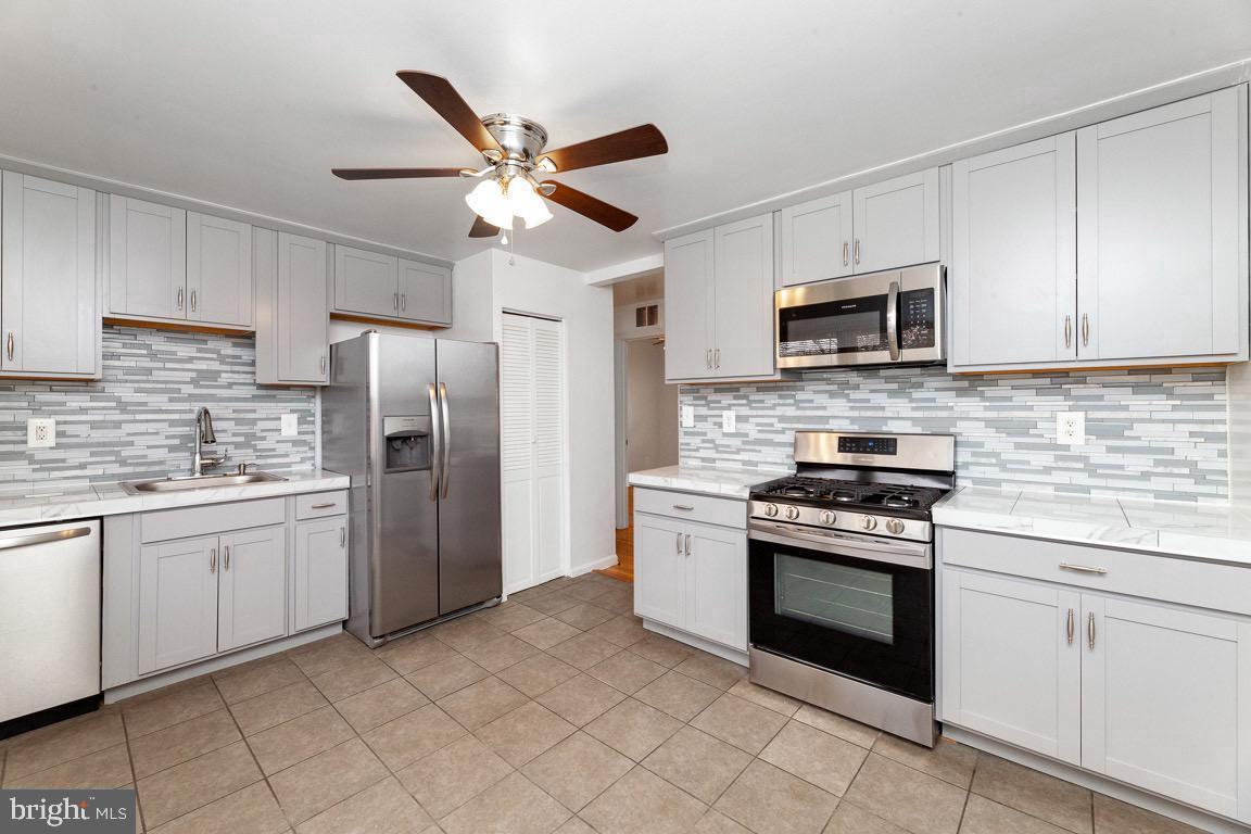 PHELPS ADDN TO FORESTVIL - Residential