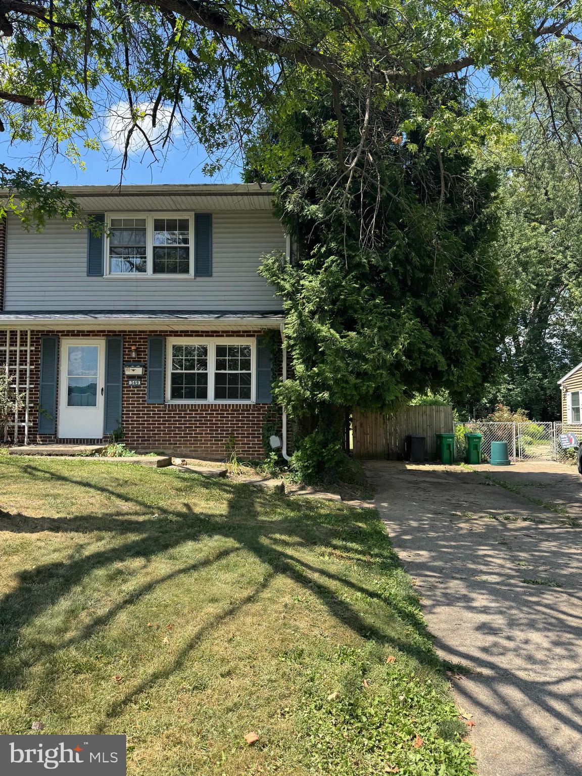 CARLISLE - Residential Lease