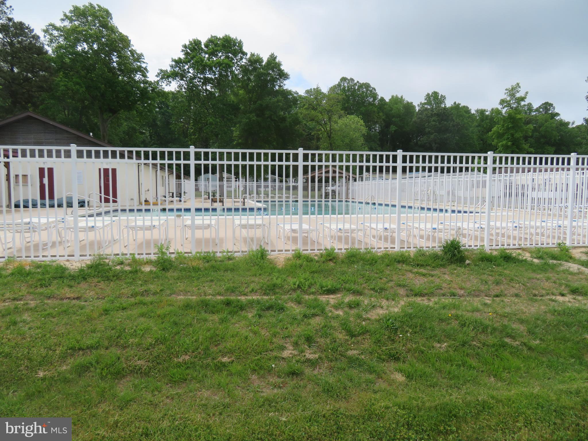 WHITE HORSE PARK II - Residential